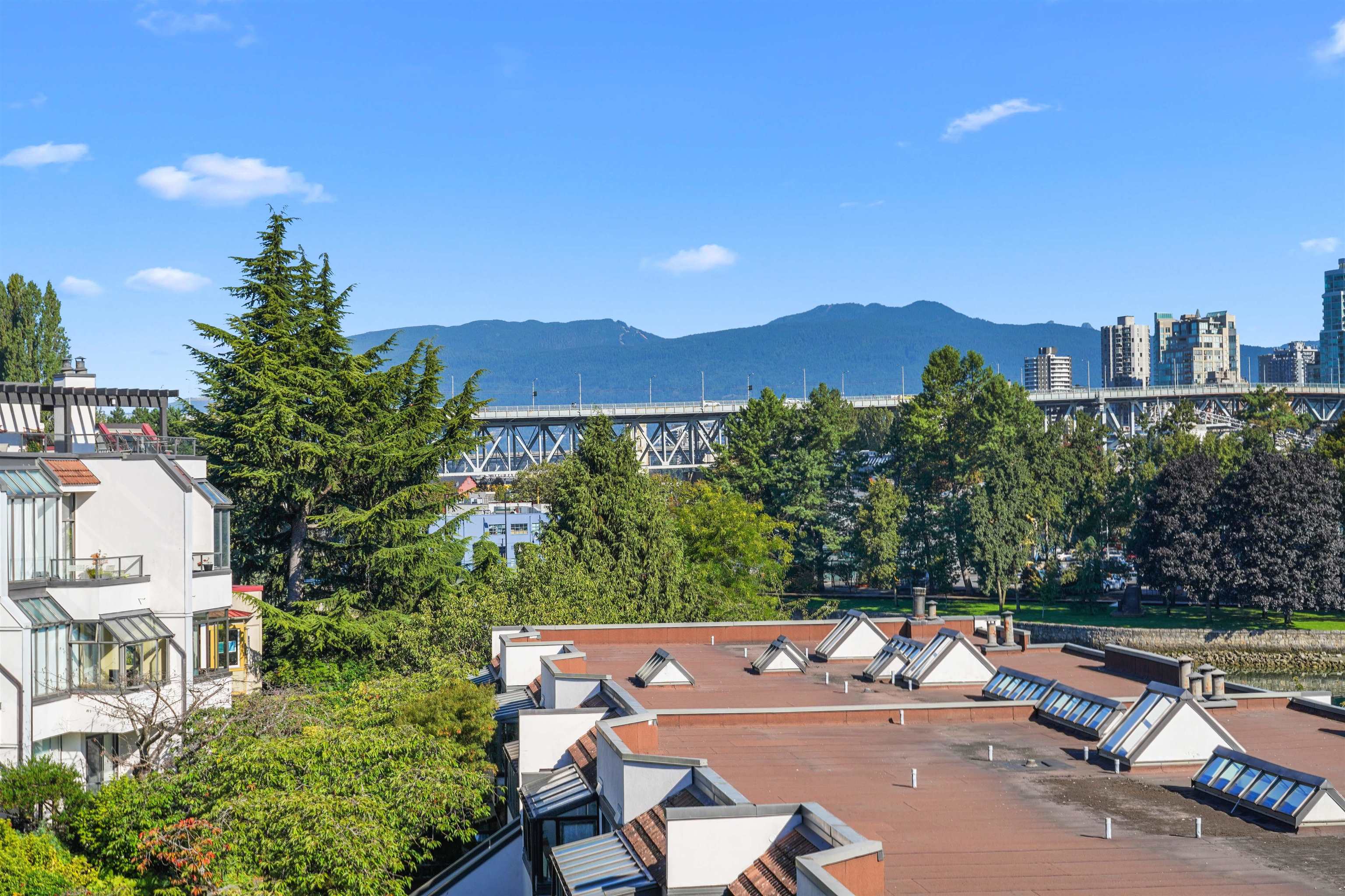 14 1201 Lamey's Mill Road, Vancouver, False Creek, V6H 3S8 15