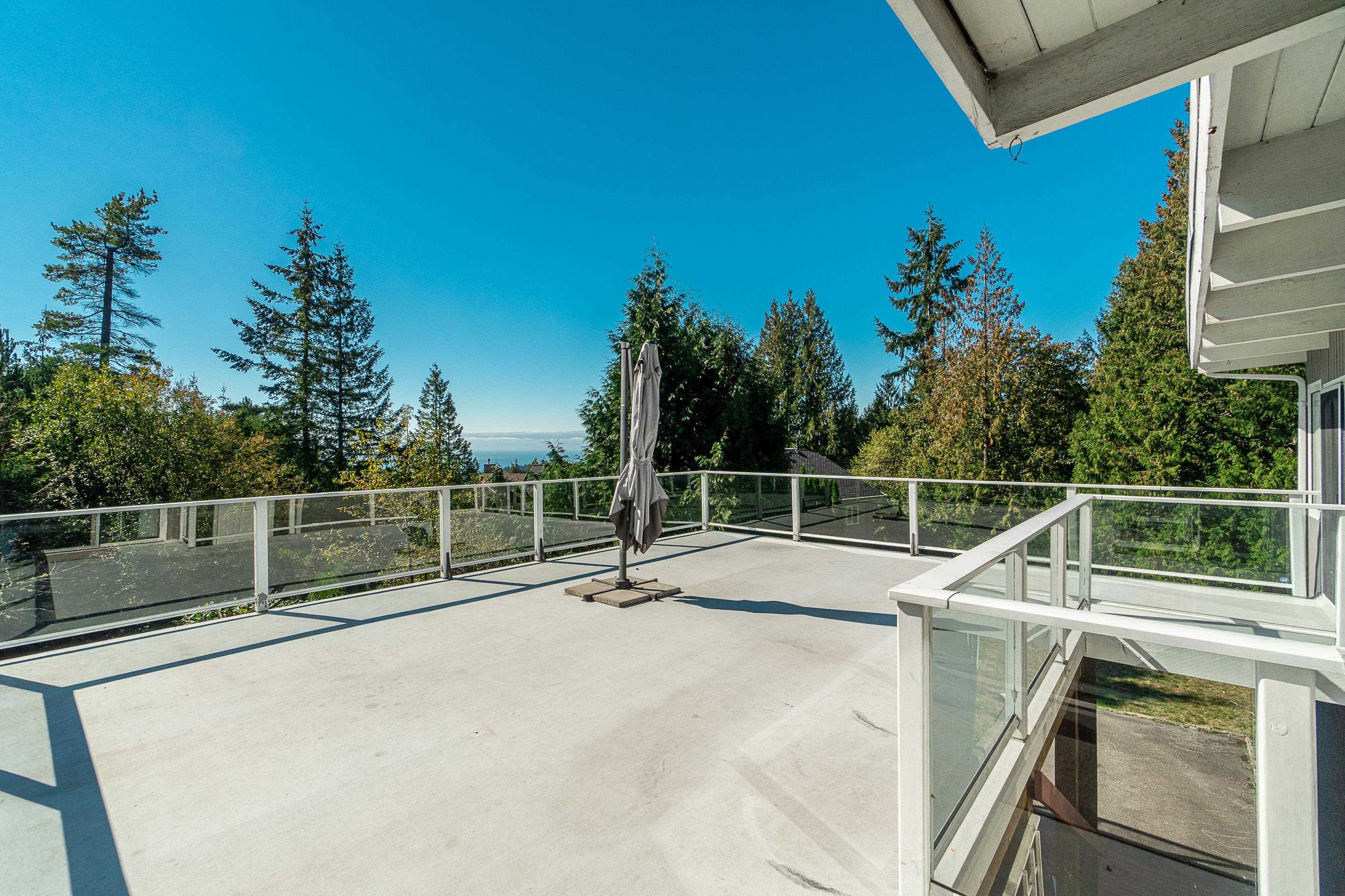 4554 Woodgreen Drive, West Vancouver, Cypress Park Estates, V7S 2V2 17