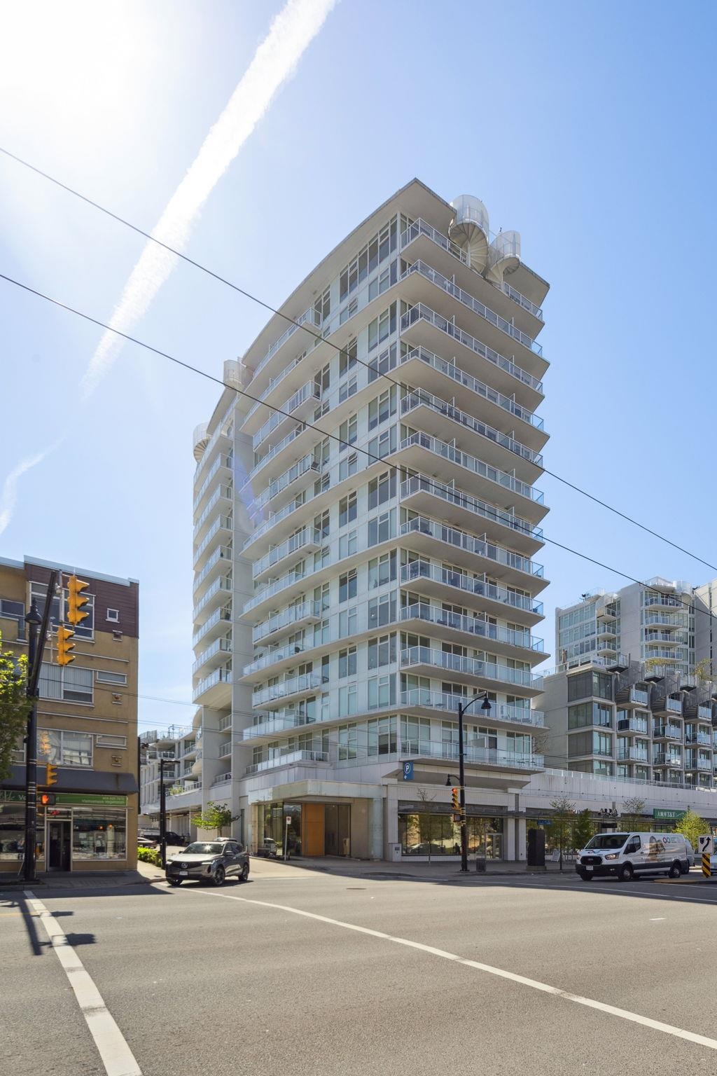 1610 2220 Kingsway, Vancouver, Victoria VE, V5N 2T7 38