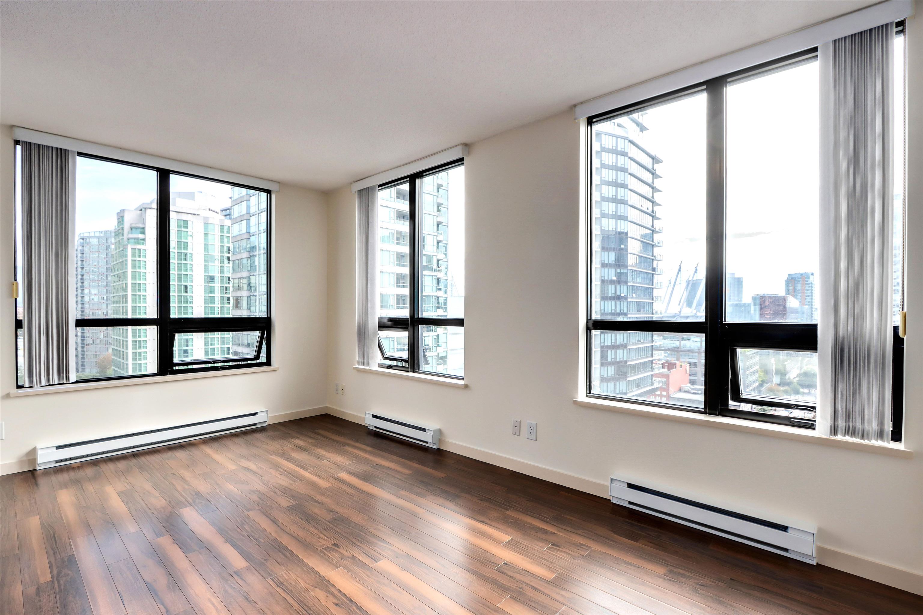 1602 909 Mainland Street, Vancouver, Yaletown, V6B 1S3 2