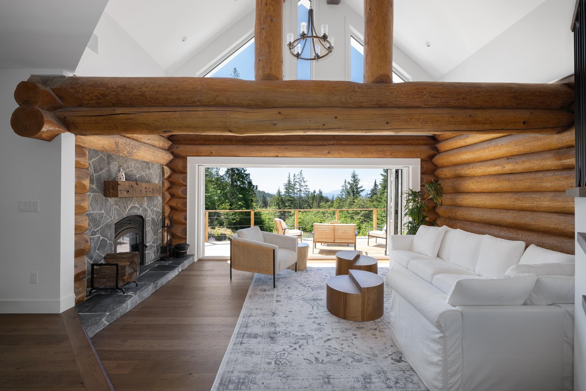 Listing image of 650 LAURA ROAD