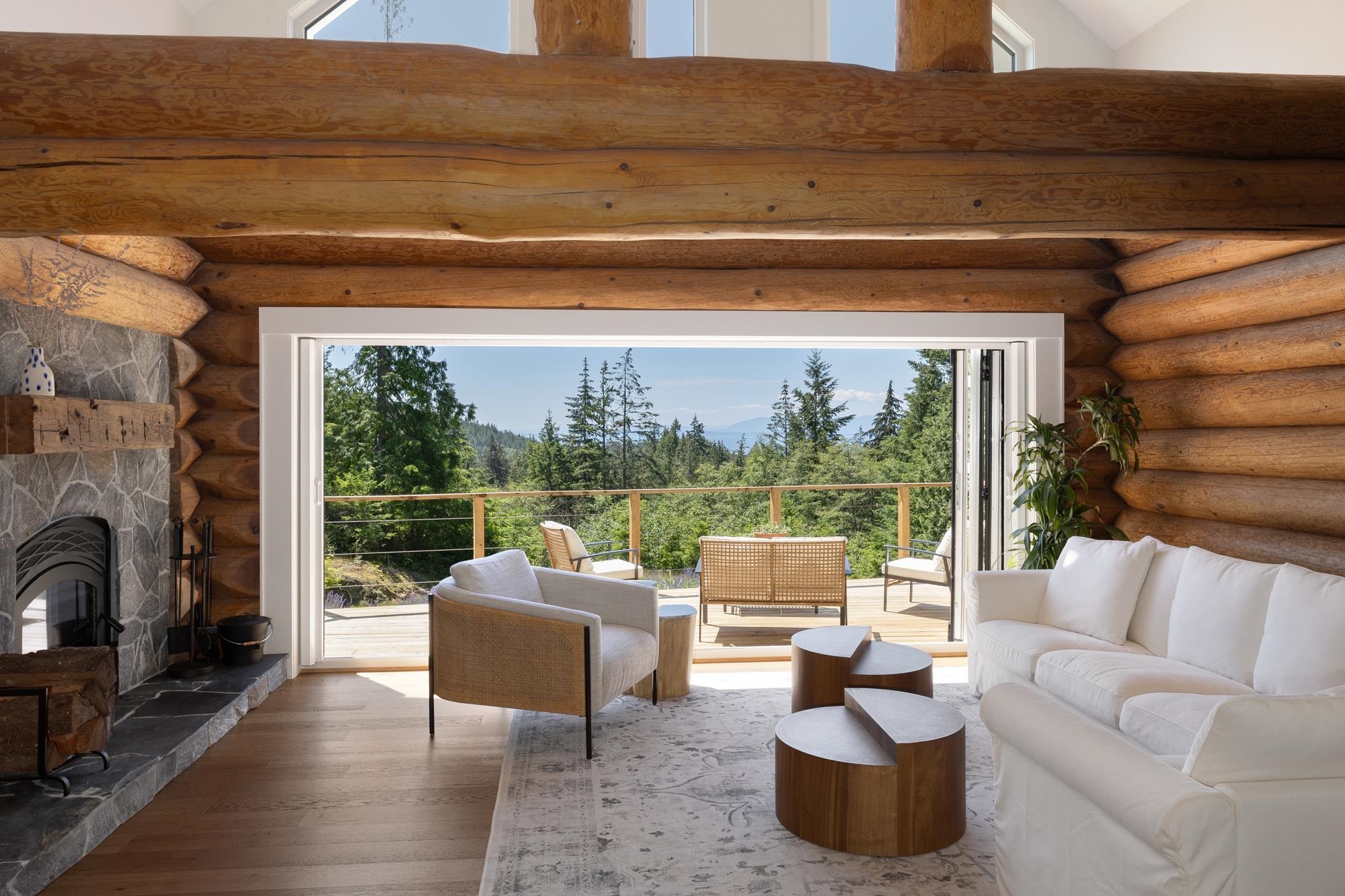 Listing image of 650 LAURA ROAD