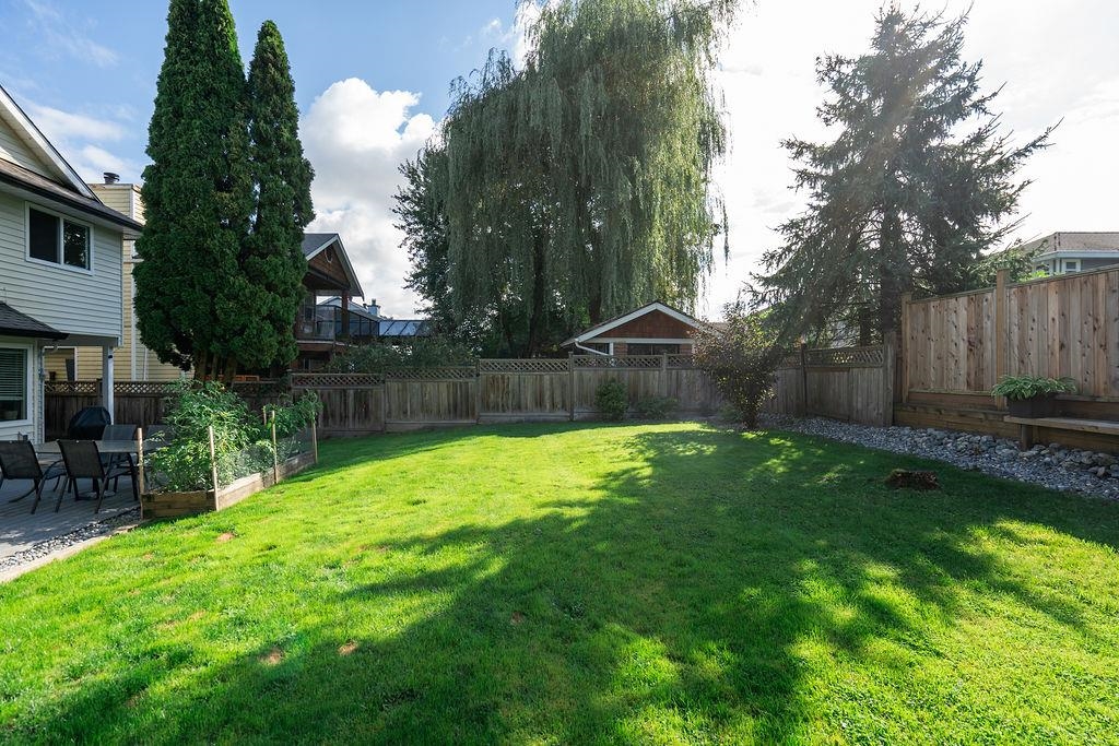 21436 Thornton Avenue, Maple Ridge, West Central, V4R 2G7 2