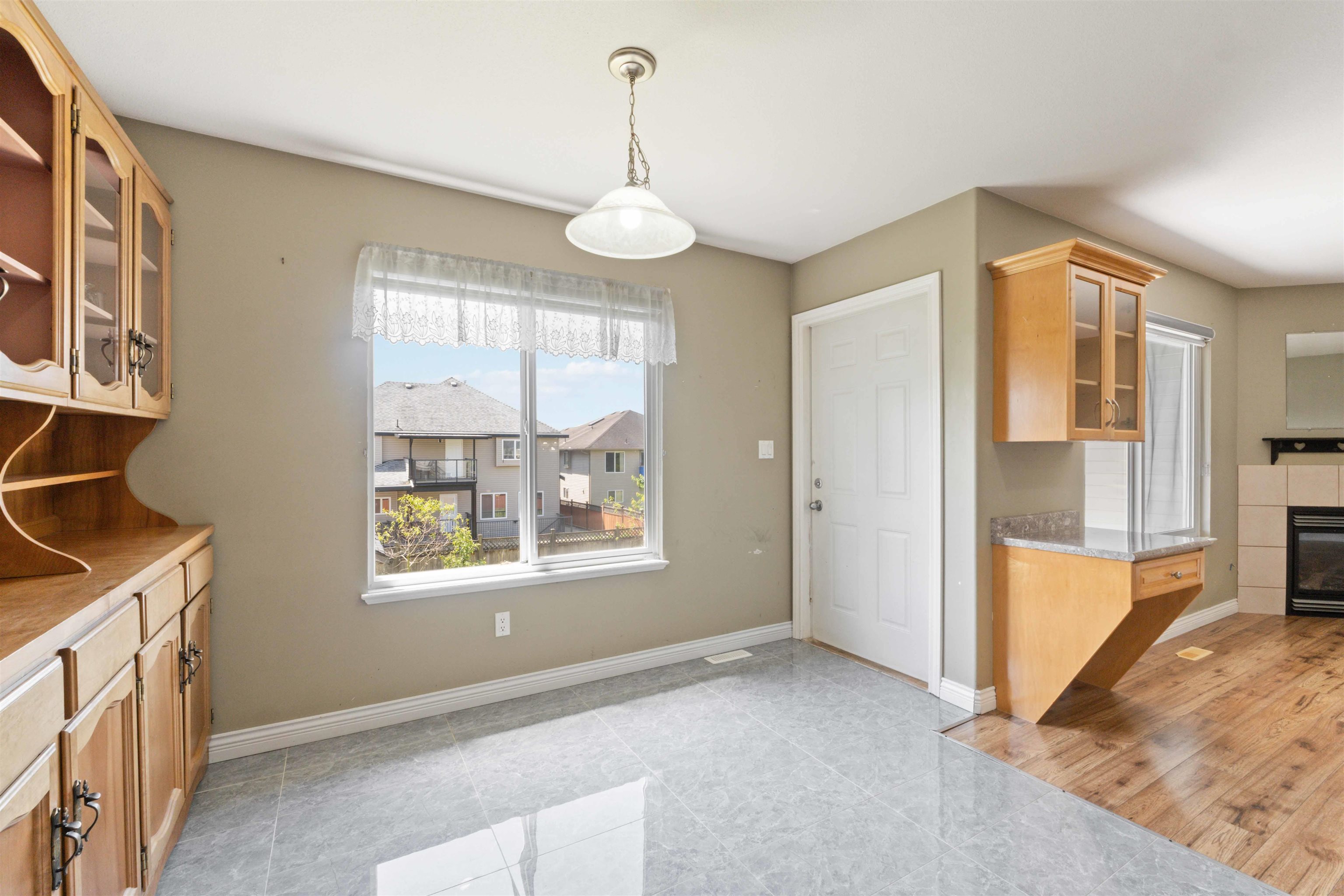 26912 26 Avenue, Langley, Aldergrove Langley, V4W 4A4 24