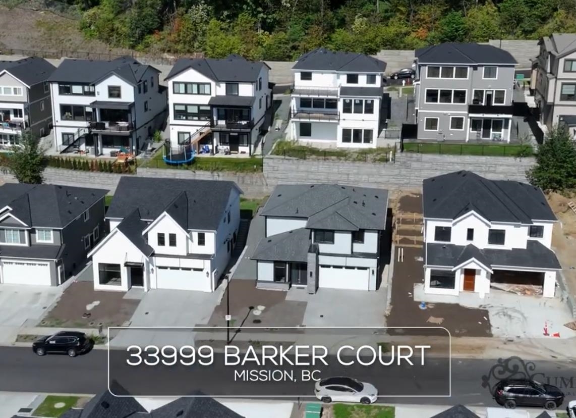 33999 Barker Court, Mission, Mission BC, V2V 6B2 1