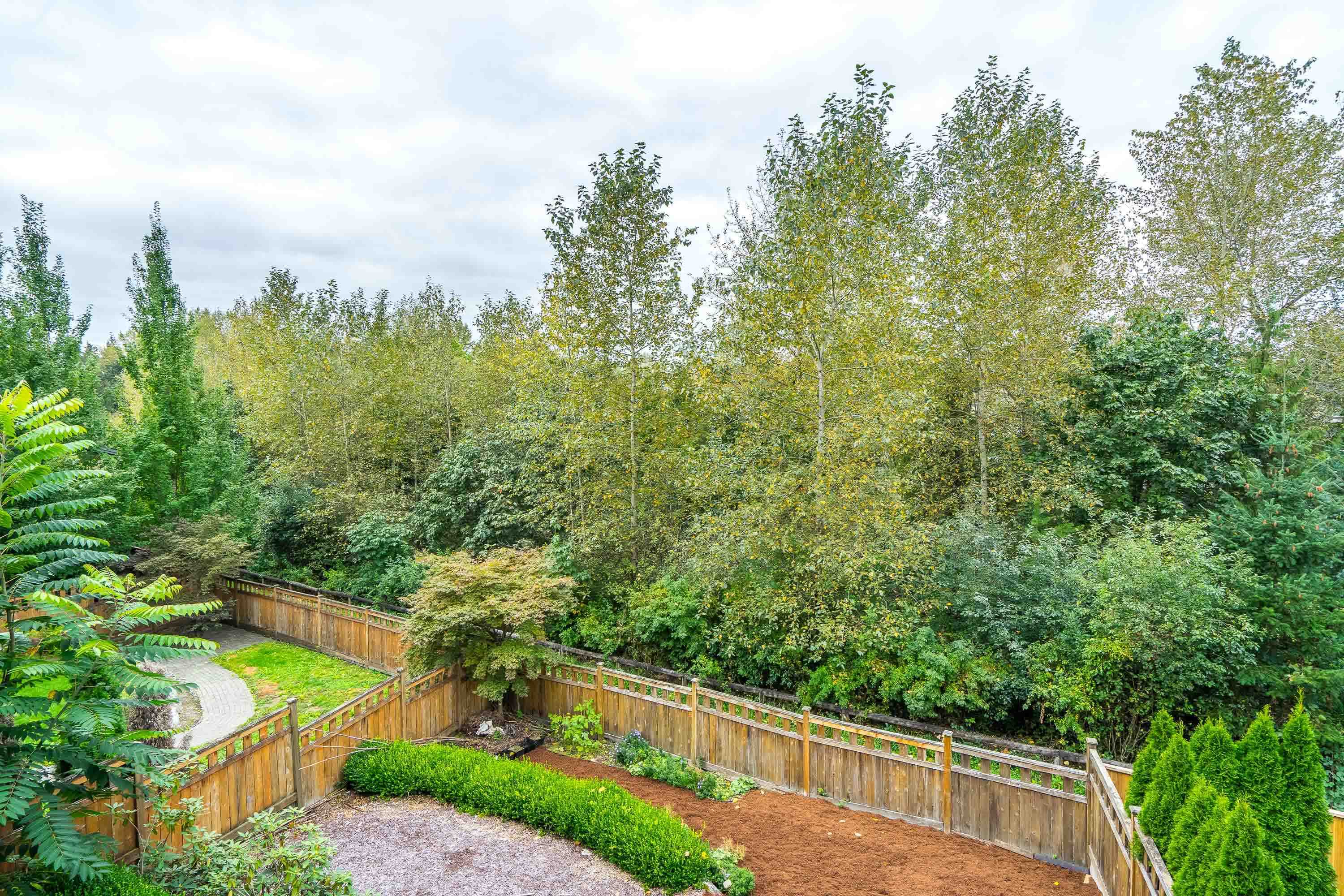 11011 Buckerfield Drive, Maple Ridge, Cottonwood MR, V2W 1Z8 30