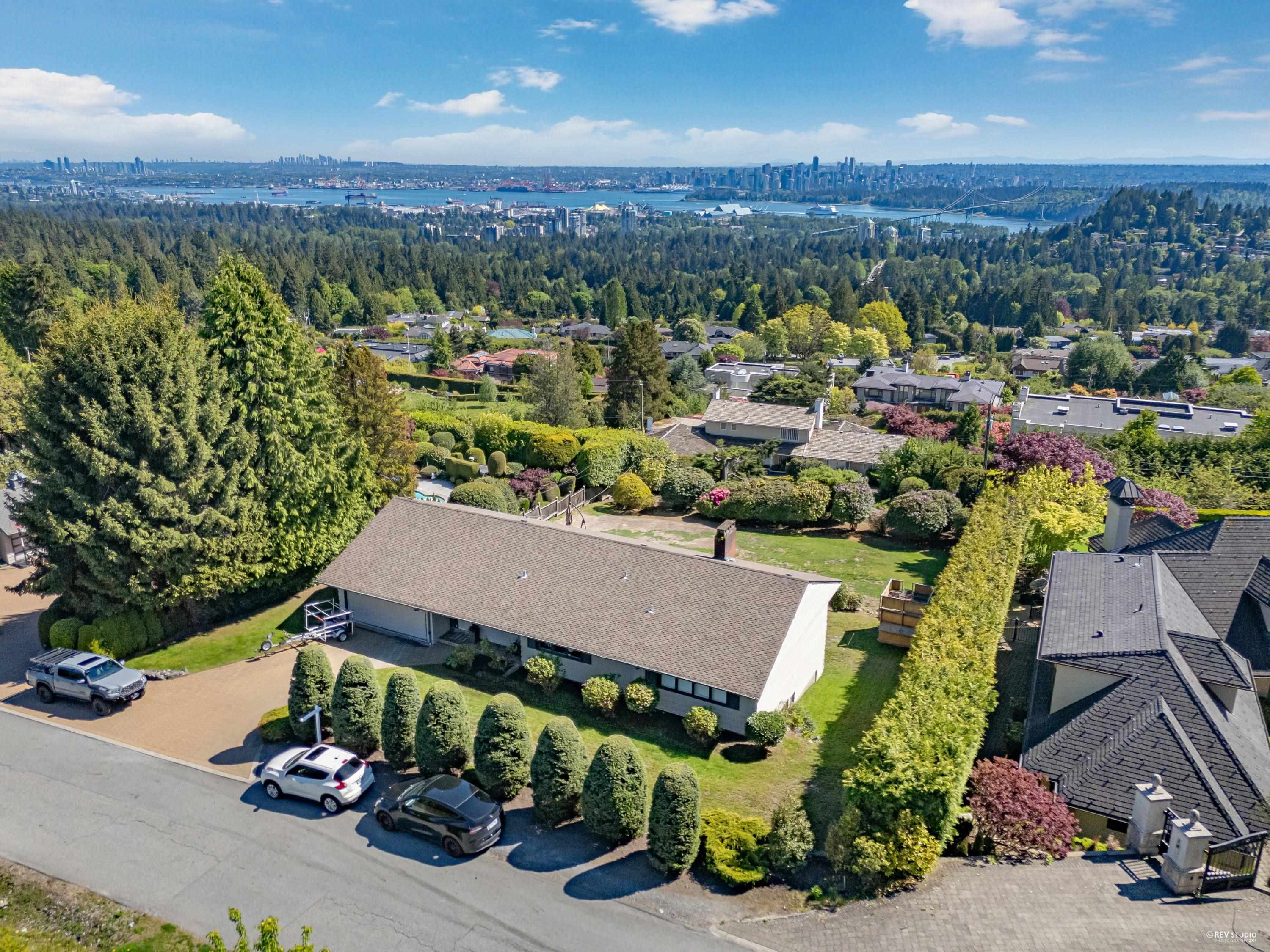 820 Knockmaroon Road, West Vancouver, British Properties, V7S 1R6 25