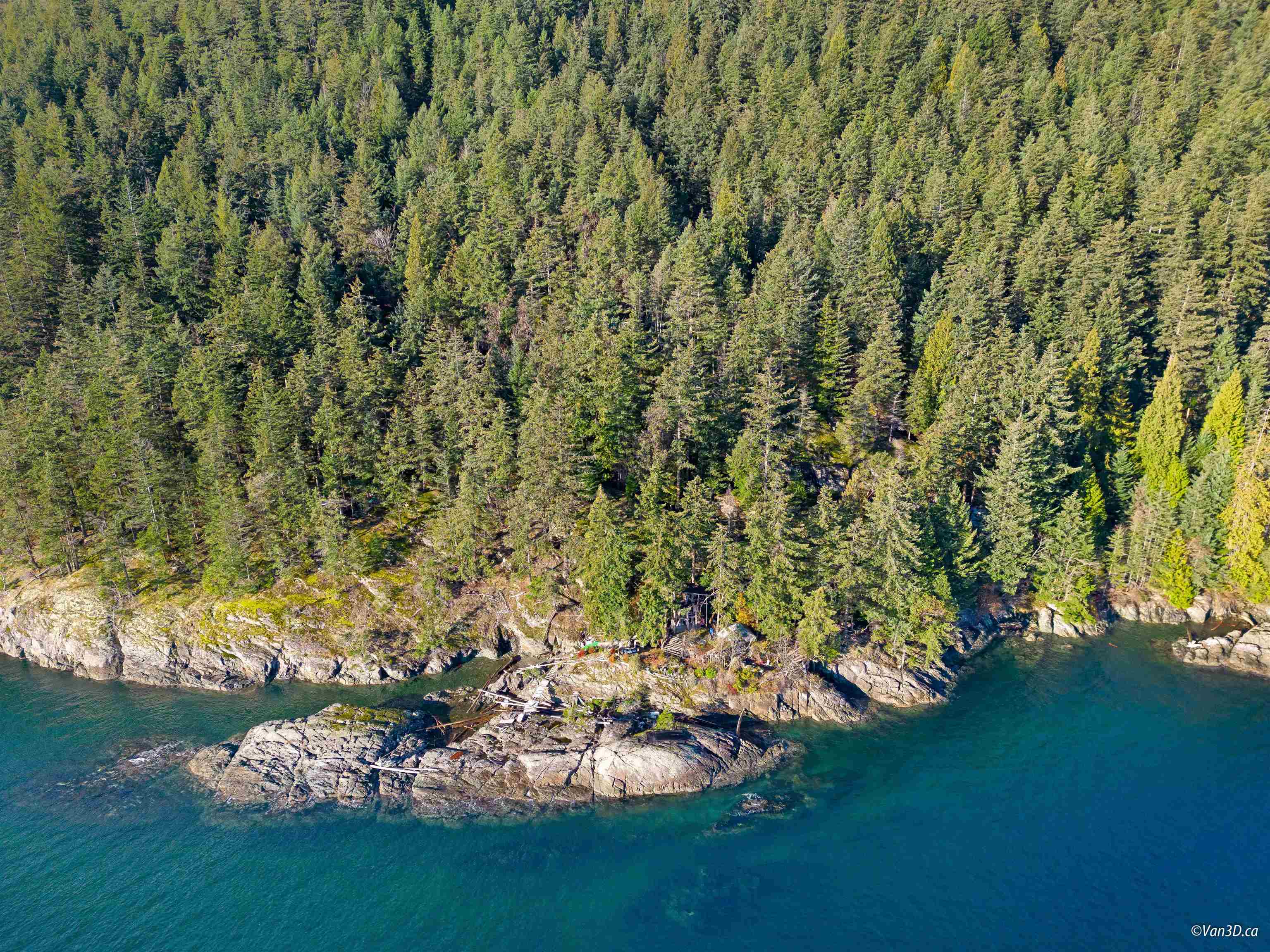 Listing image of 381 WATERFRONT