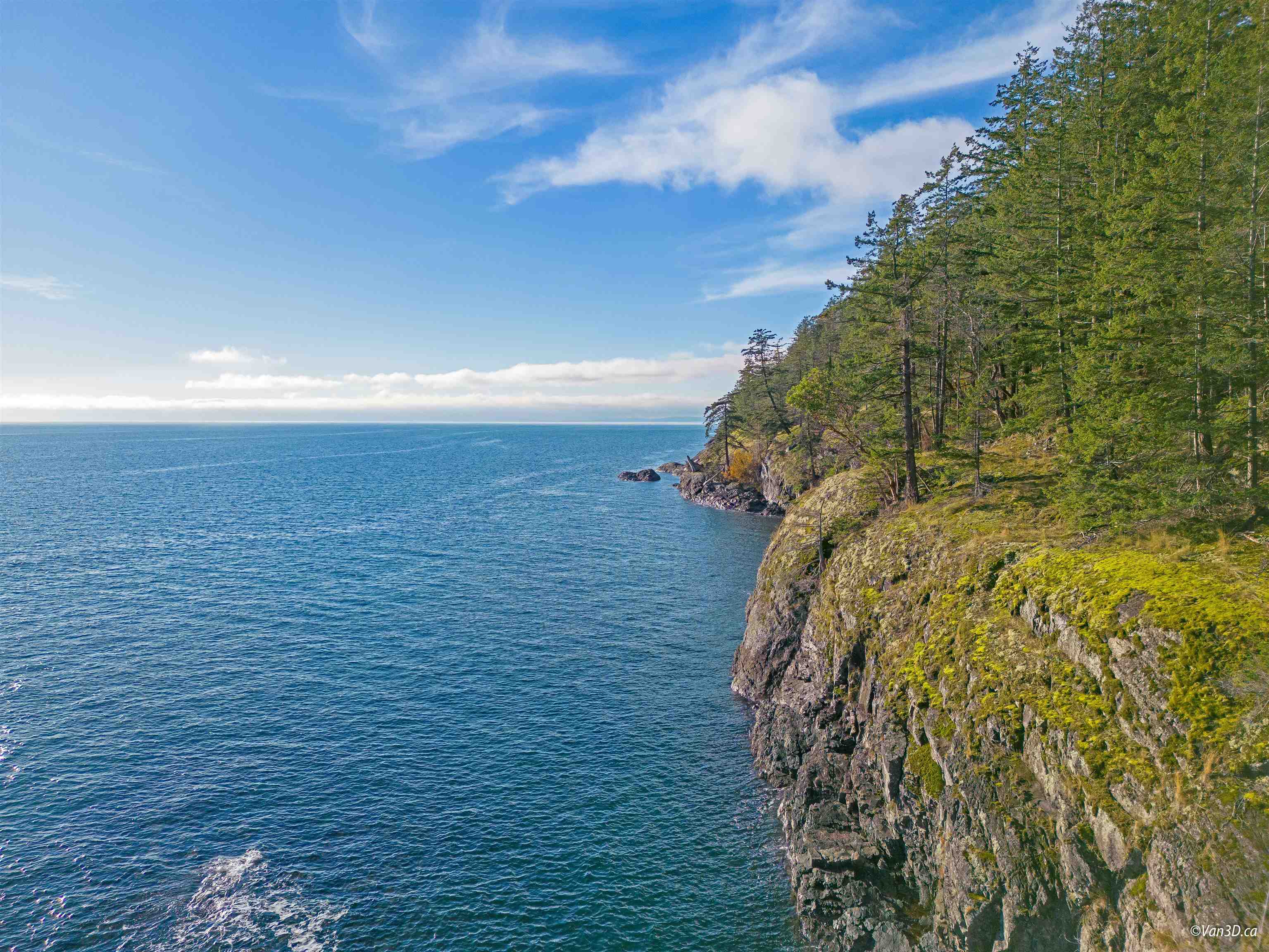 Listing image of 381 WATERFRONT
