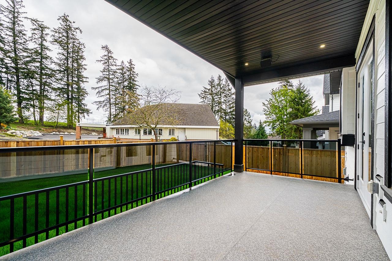 16611 Bell Road, Surrey, Cloverdale BC, V3S 1H7 11