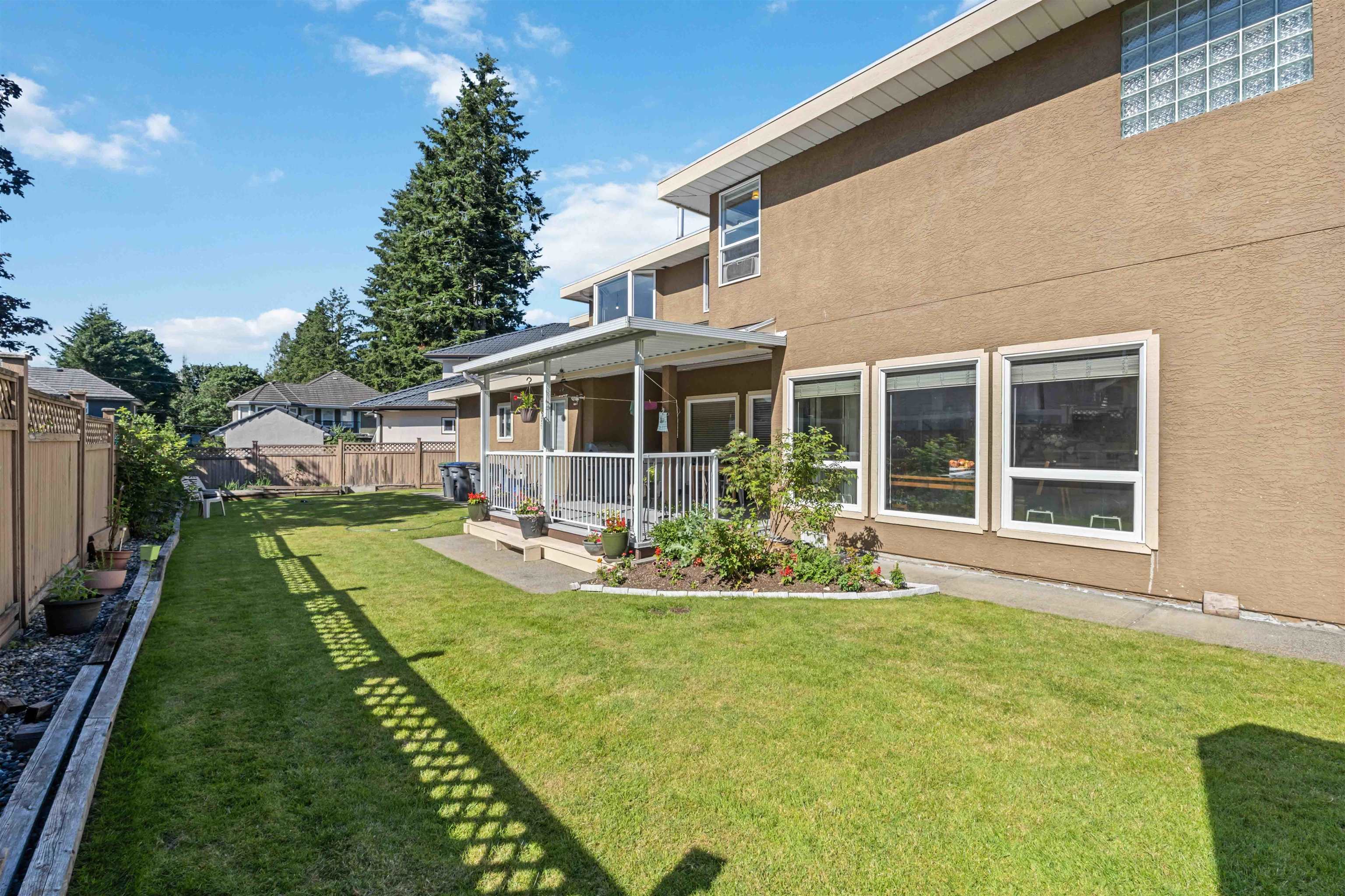 13348 61a Avenue, Surrey, Panorama Ridge, V3X 1L9 30