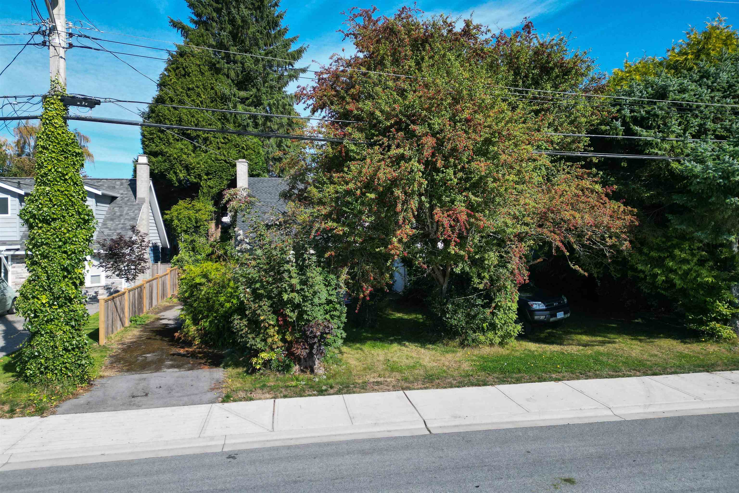 4945 44 Avenue, Delta, Ladner Elementary, V4K 1B9 3