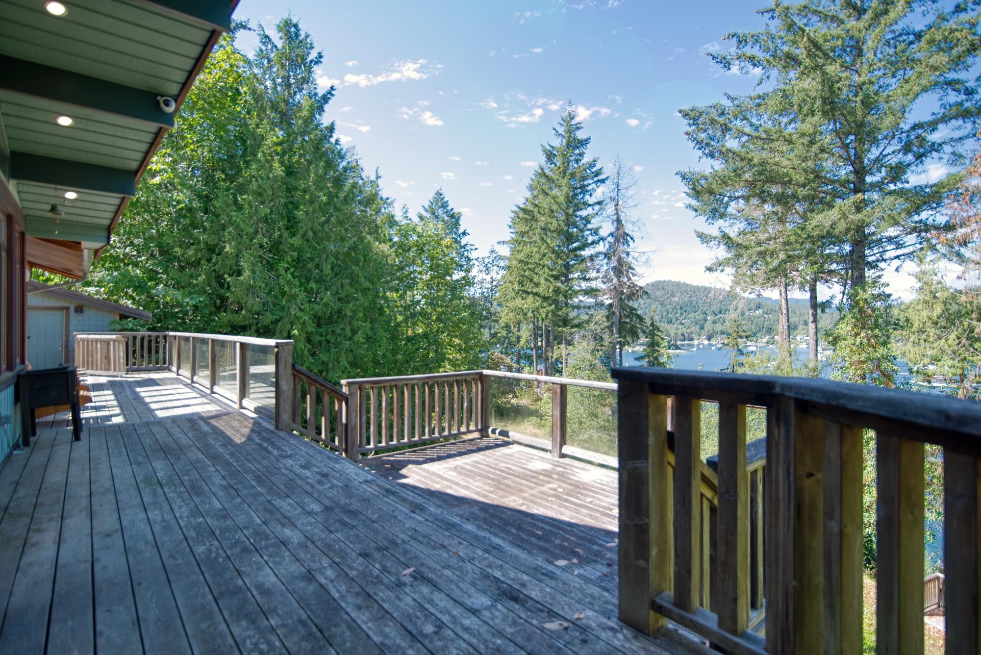 12685 Sunshine Coast Highway, Madeira Park, Pender Harbour Egmont, V0N 1S1 15