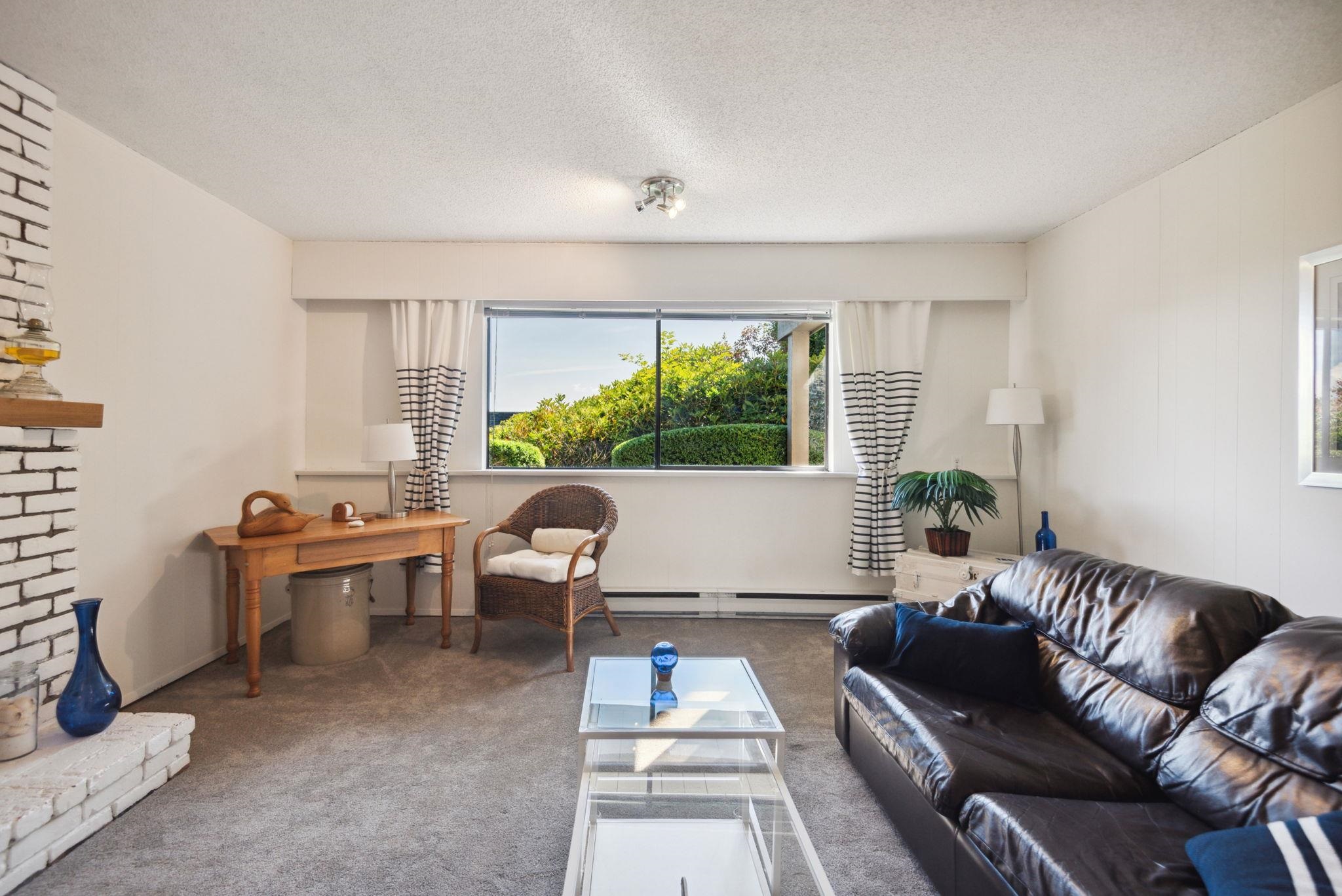 27 2214 Folkestone Way, West Vancouver, Panorama Village, V7S 2X7 26