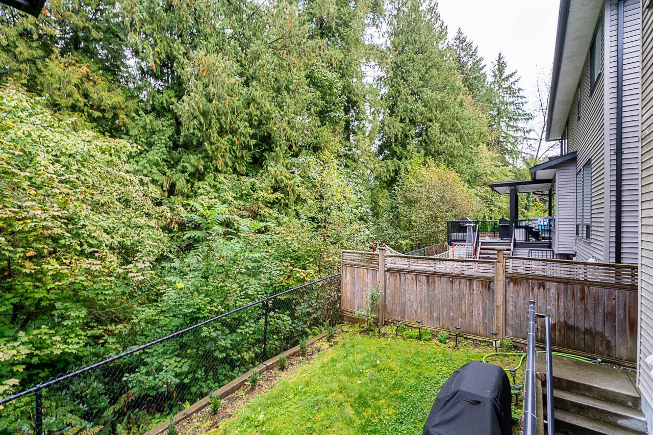 12290 207a Street, Maple Ridge, Northwest Maple Ridge, V2X 9S9 33