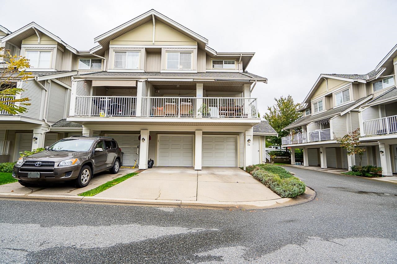 34 6568 193b Street, Surrey, Clayton, V4N 5S2 35