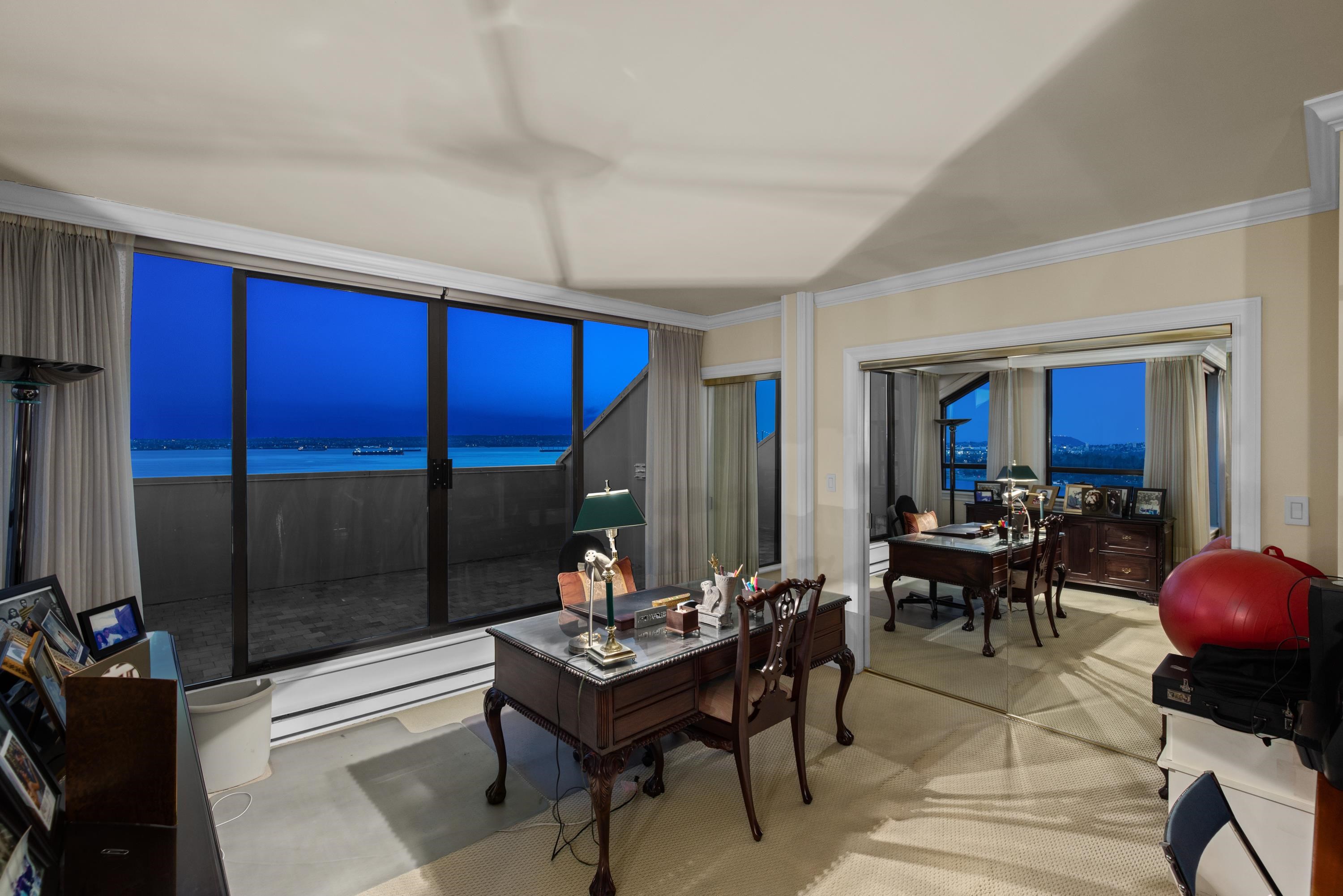 Listing image of 1801 1972 BELLEVUE AVENUE