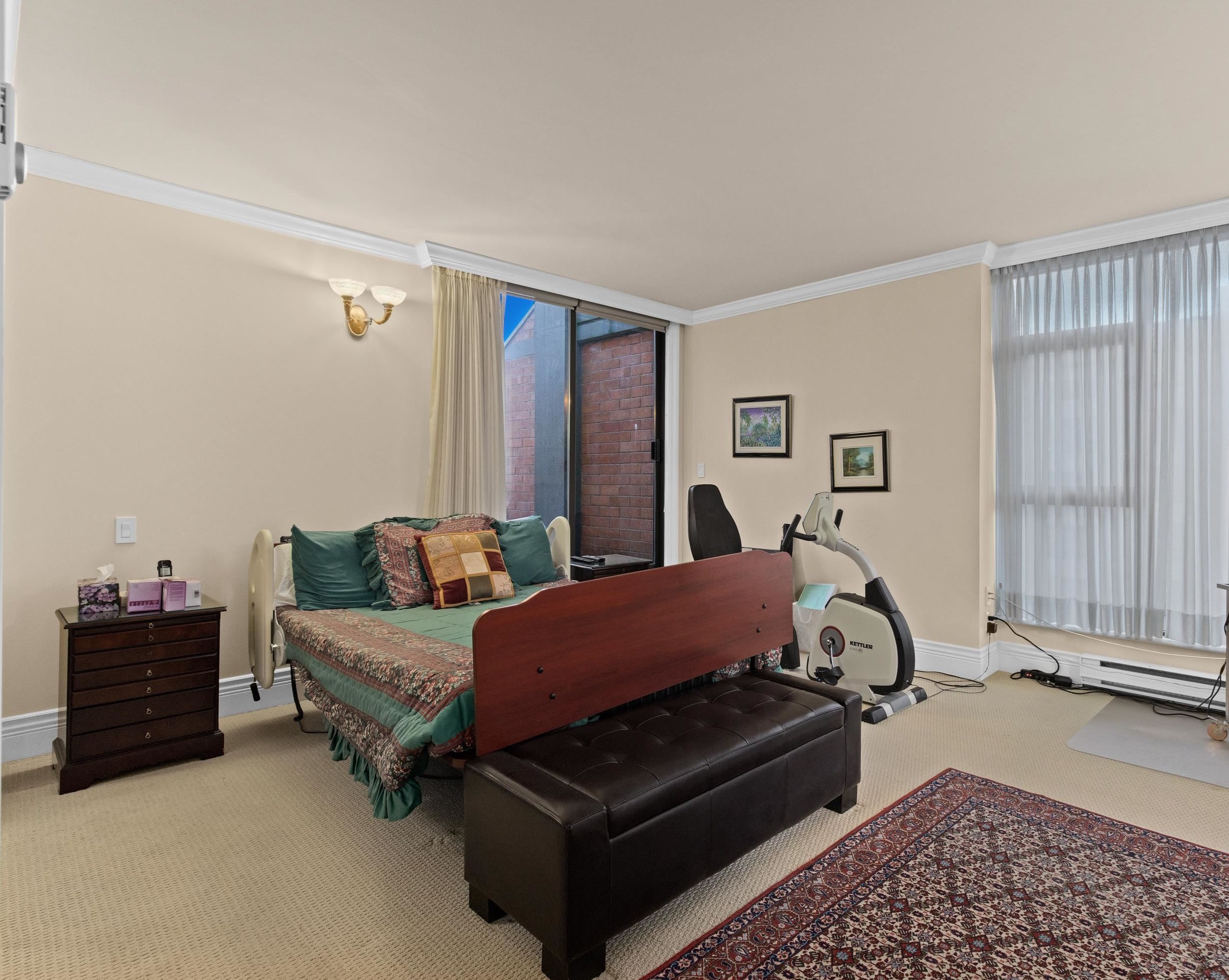 Listing image of 1801 1972 BELLEVUE AVENUE