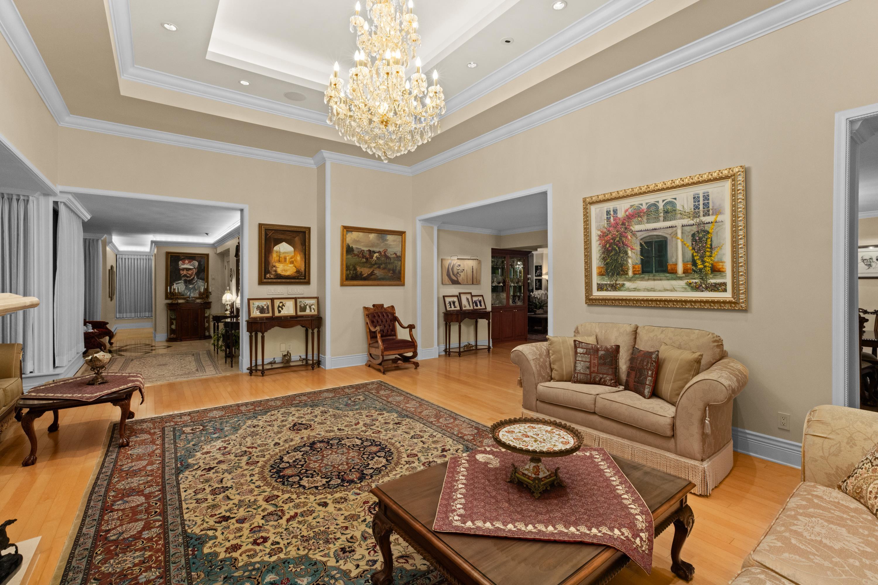 Listing image of 1801 1972 BELLEVUE AVENUE