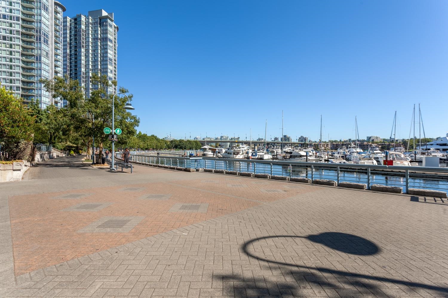 202 1228 Marinaside Crescent, Vancouver, Yaletown, V6Z 2W4 18