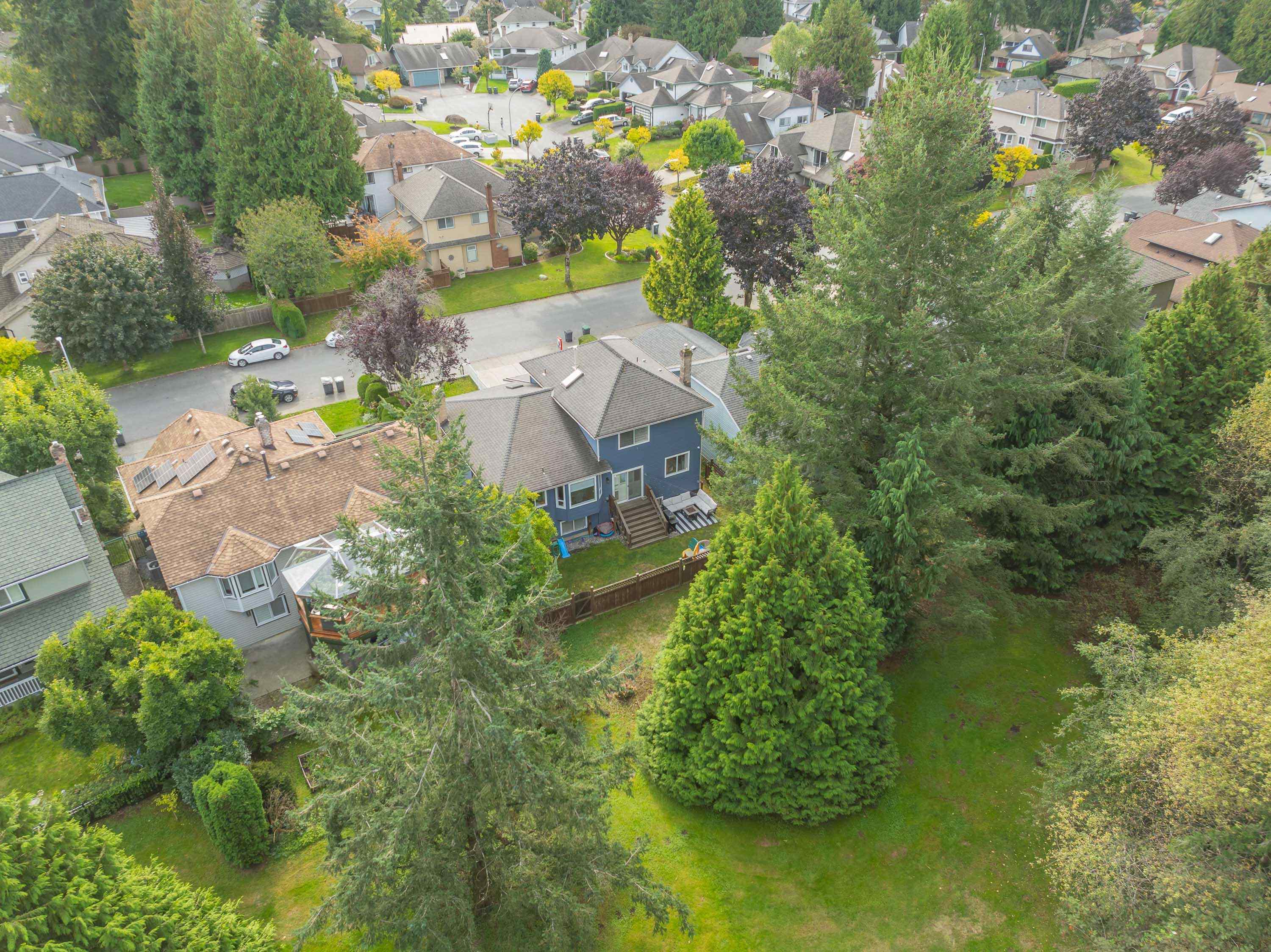 12289 Southpark Crescent, Surrey, Panorama Ridge, V3X 2B8 33