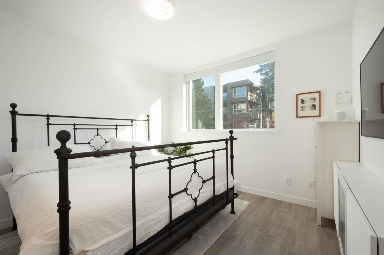 Th4 2137 Chesterfield Avenue, North Vancouver, Central Lonsdale, V7M 2P7 14