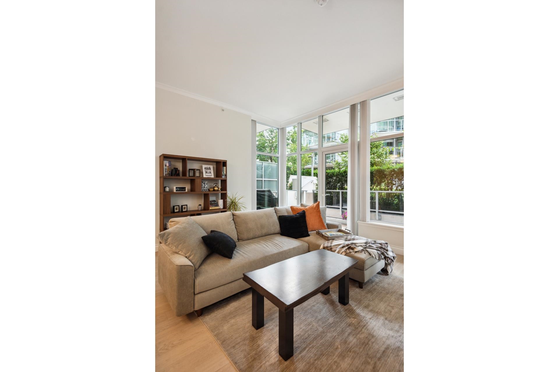 112 185 Victory Ship Way, North Vancouver, Lower Lonsdale, V7L 0G2 20