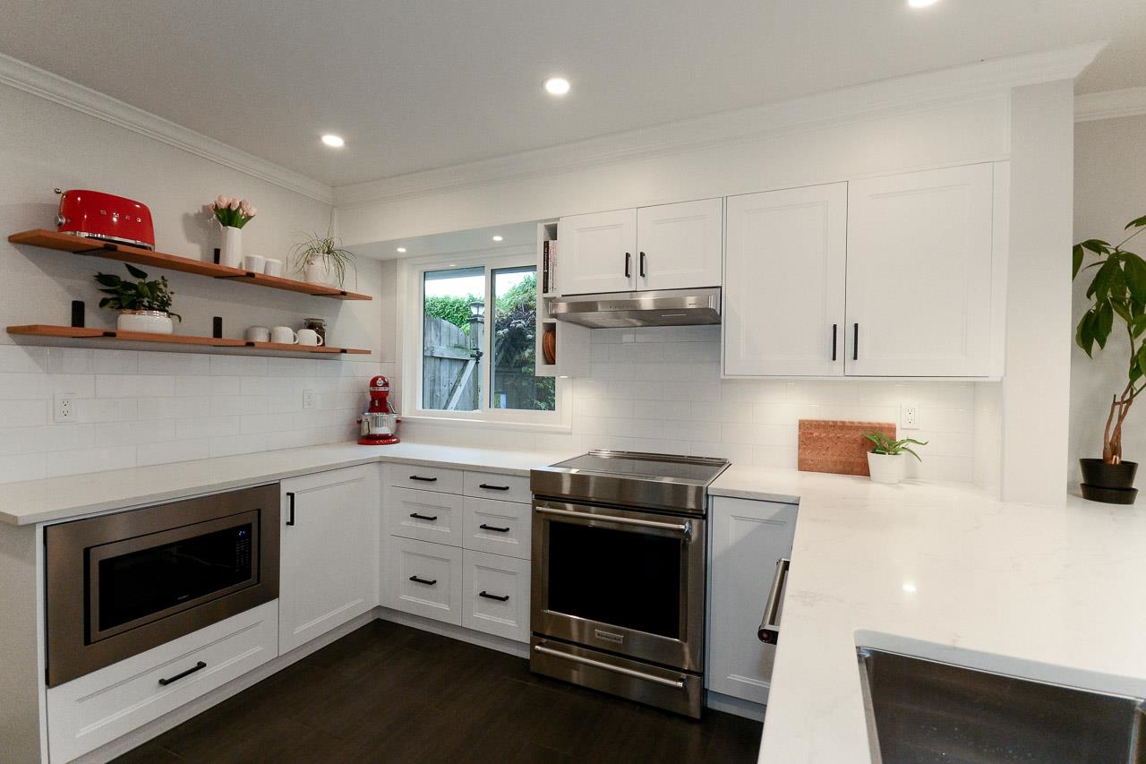 10 4055 Regent Street, Richmond, Steveston South, V7E 6K8 7