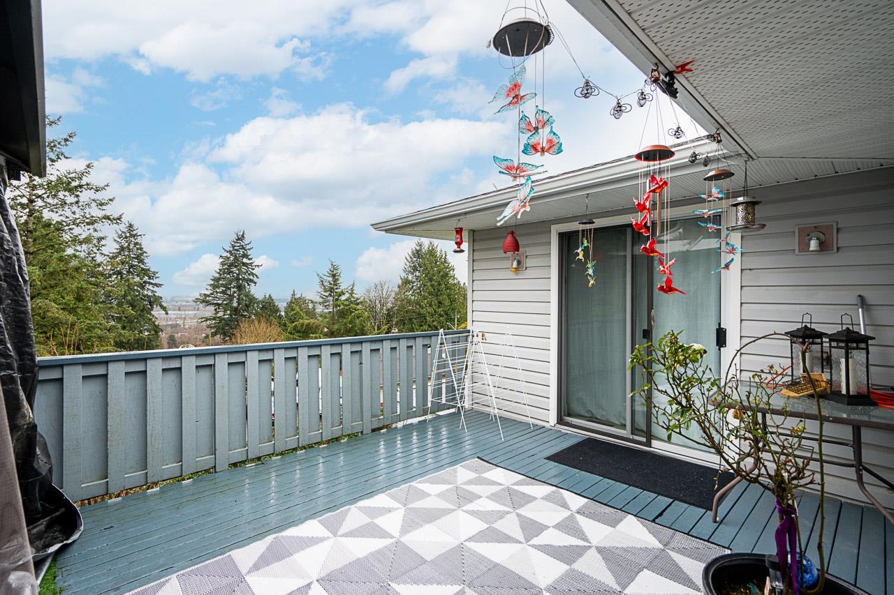 5644 Patrick Street, Burnaby, South Slope, V5J 3B3 18