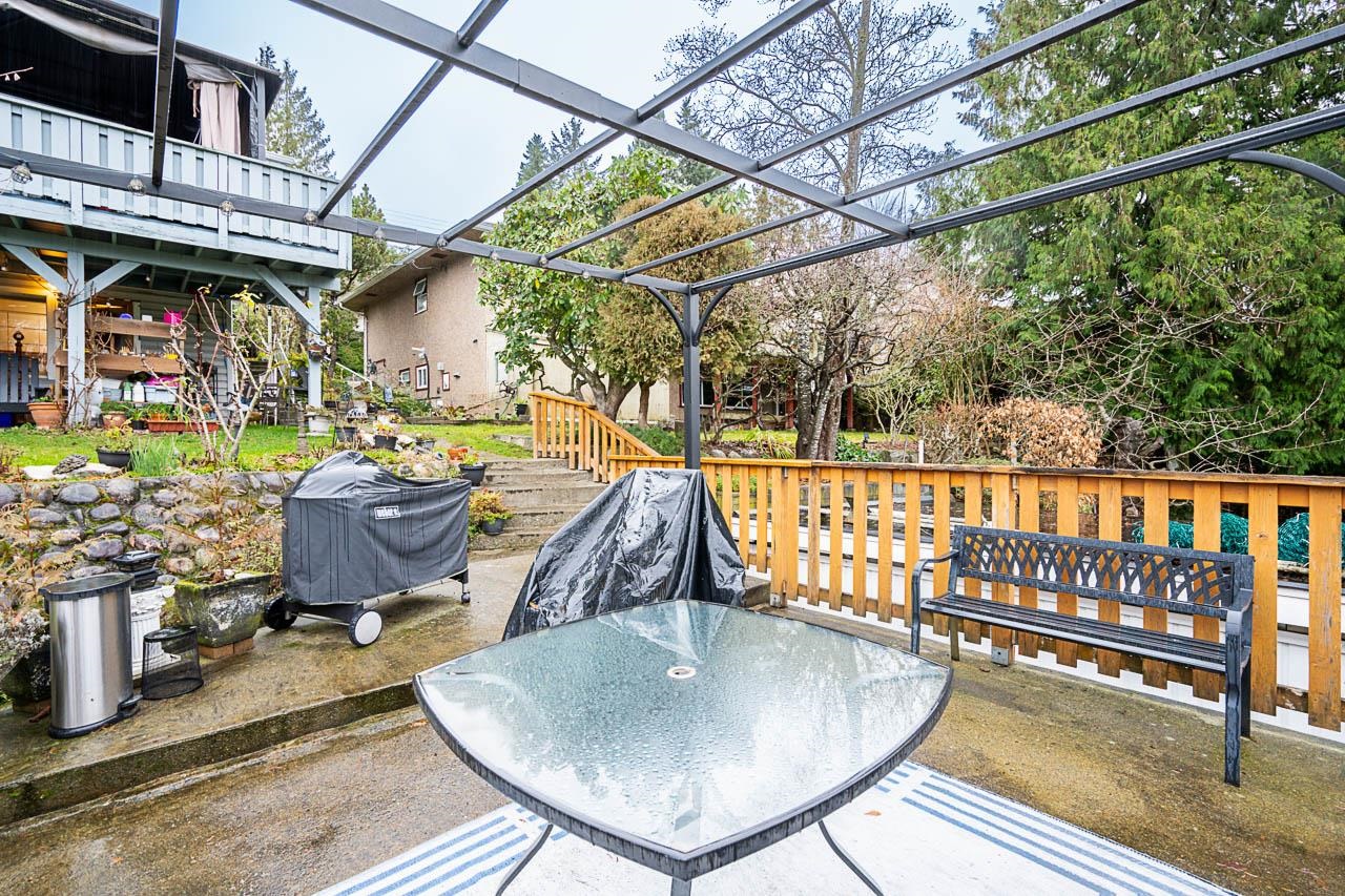 5644 Patrick Street, Burnaby, South Slope, V5J 3B3 36