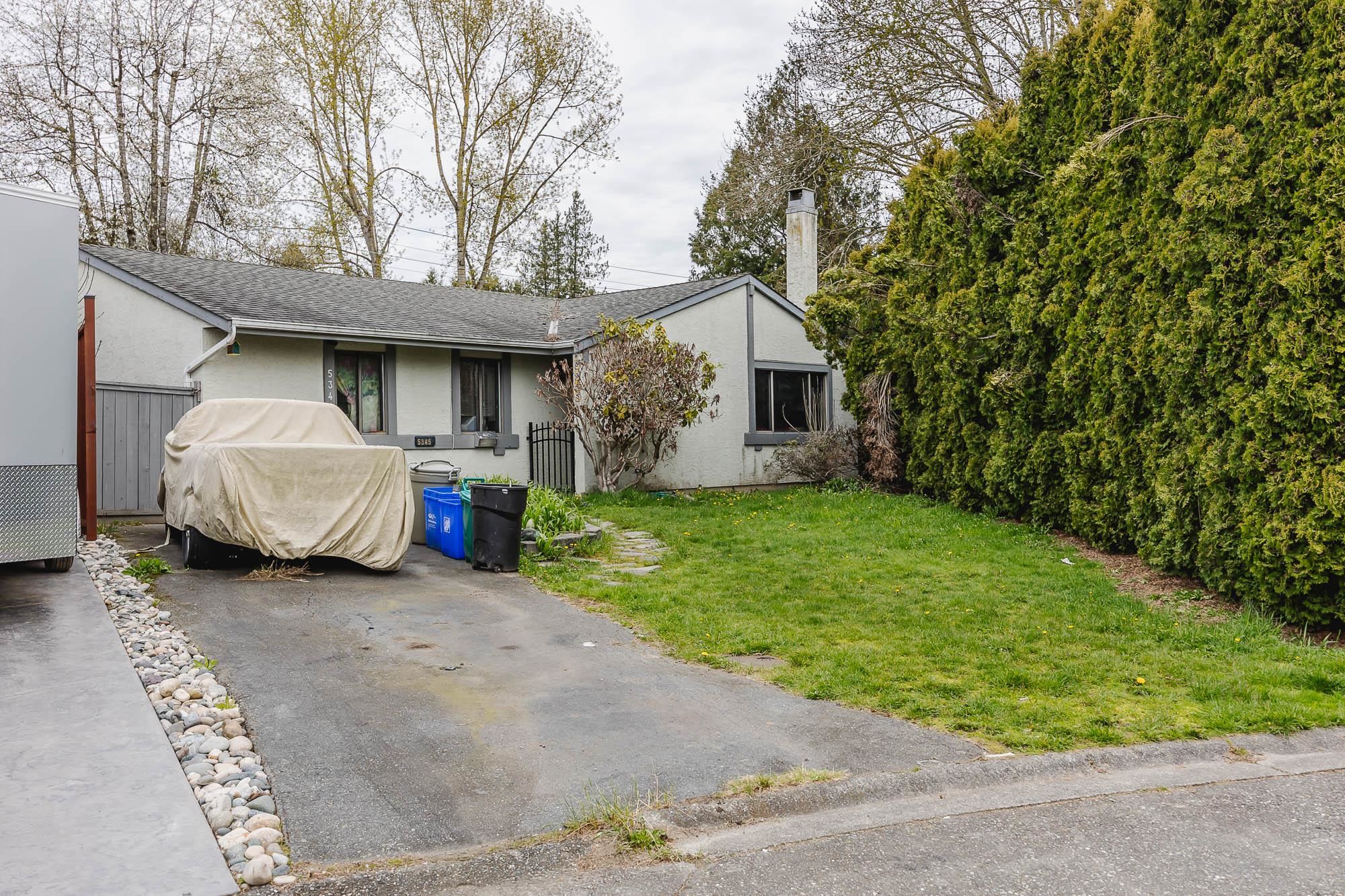 5345 199 Street, Langley, Langley City, V3A 6T8 2