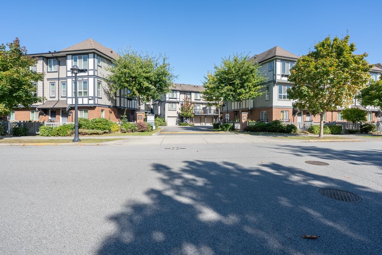 15 9533 Tomicki Avenue, Richmond, West Cambie, V6X 0E5 26