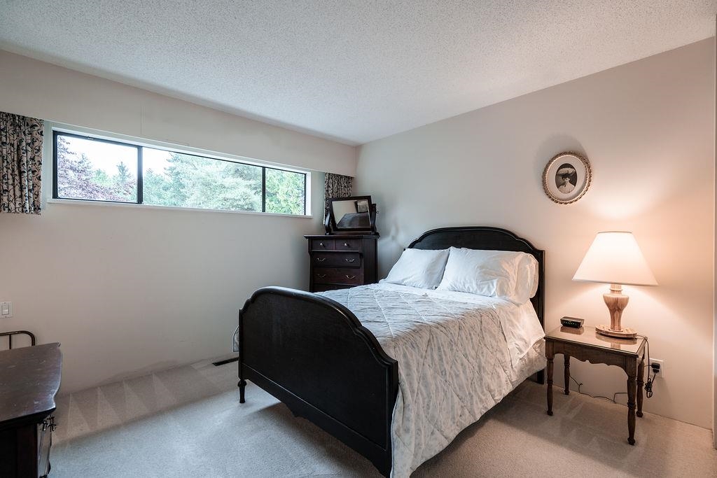 4011 Vine Street, Vancouver, Quilchena, V6L 3C1 38