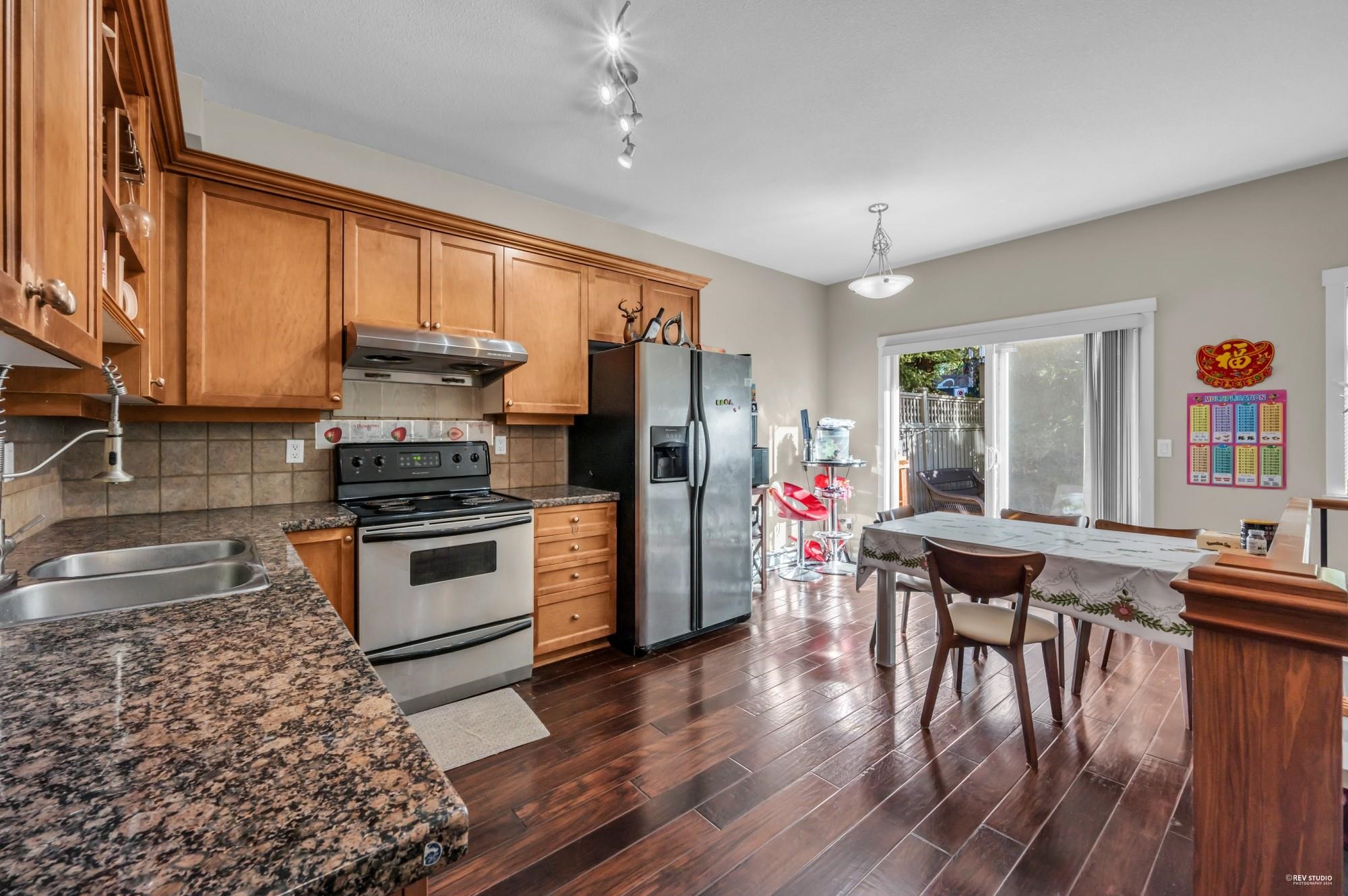 7 4288 Sardis Street, Burnaby, Central Park BS, V5H 1K4 14