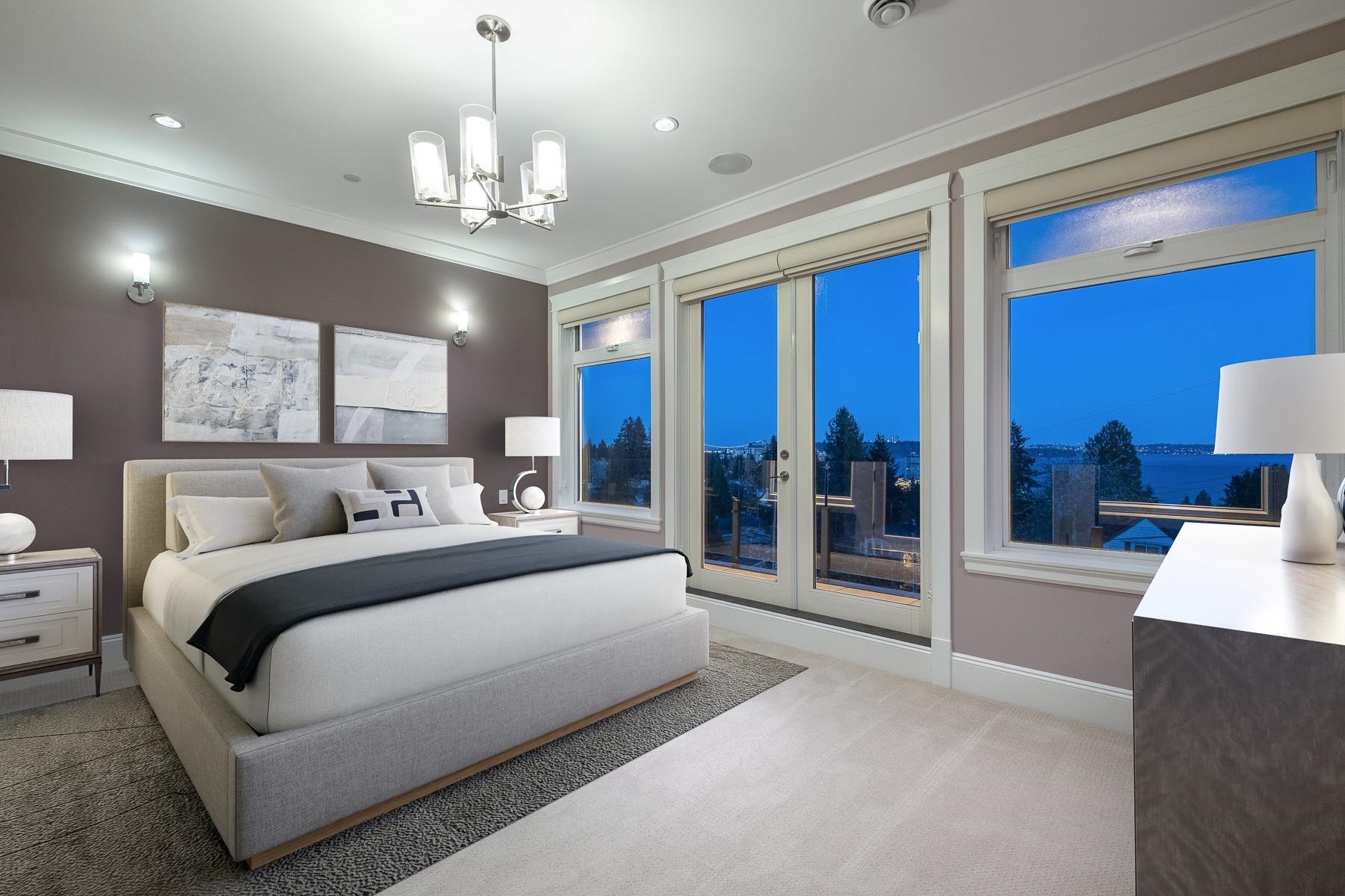 Listing image of 2567 LAWSON AVENUE