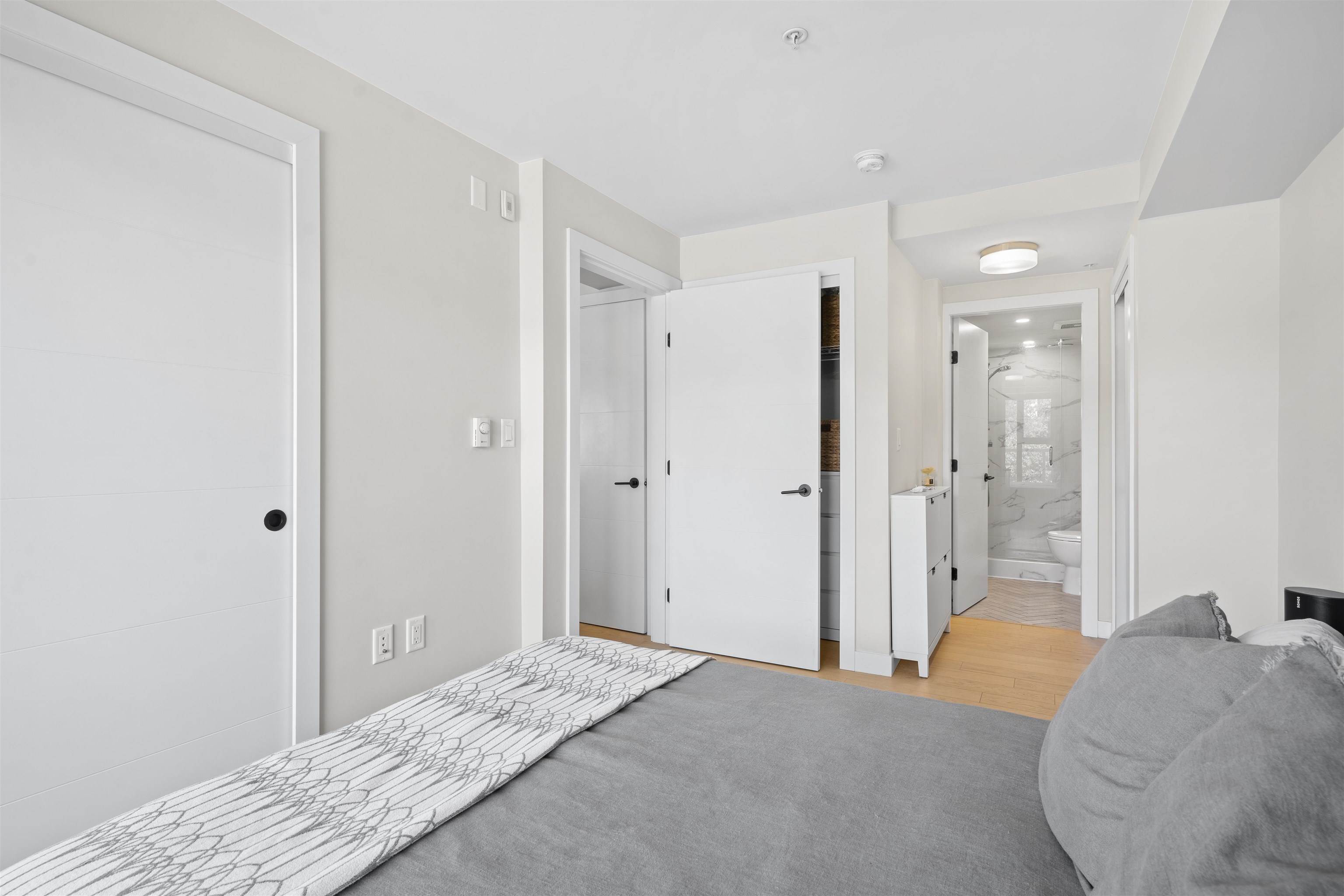 201 2508 Fraser Street, Vancouver, Mount Pleasant VE, V5T 3V4 10