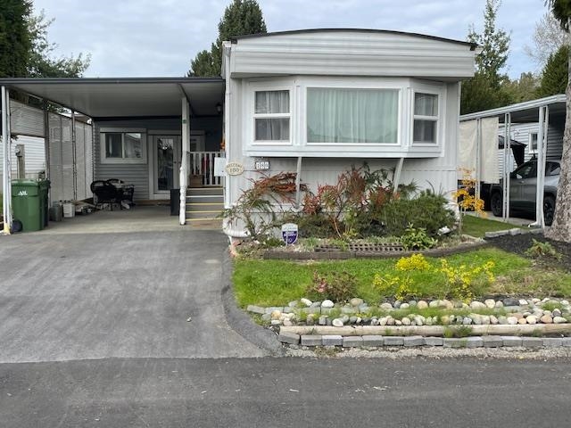 180 1840 160 Street, Surrey, King George Corridor, V4A 4X4