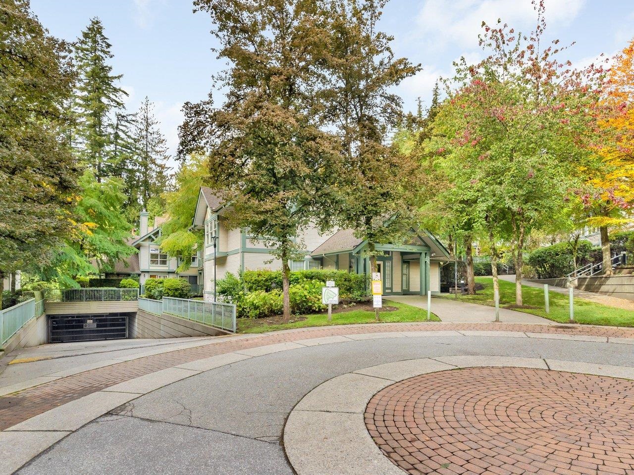 13 65 Foxwood Drive, Port Moody, Heritage Mountain, V3H 4Z5 23