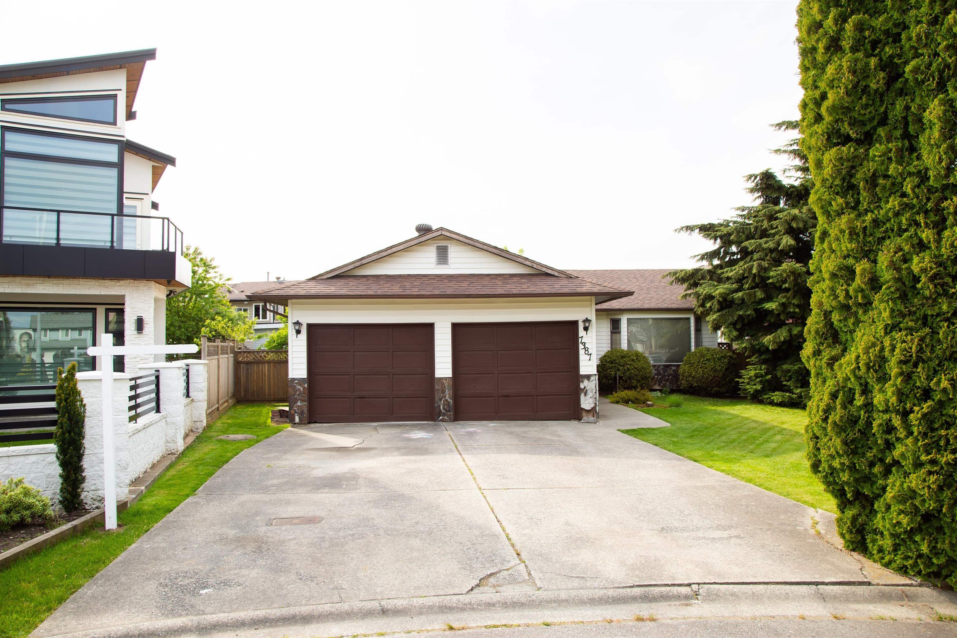 7387 131a Street, Surrey, West Newton, V3W 8V5 2