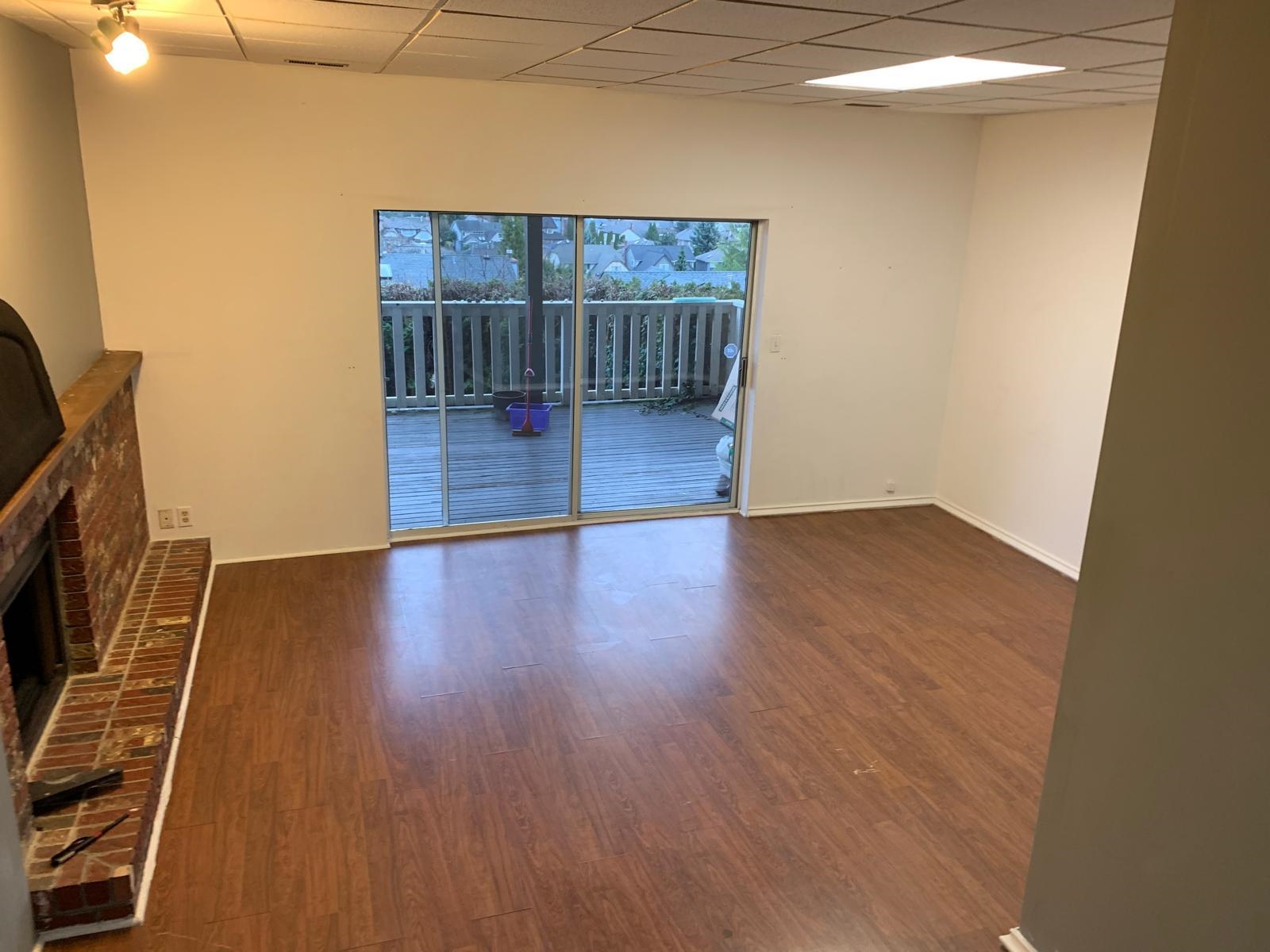 Listing image of 541 TEMPE CRESCENT