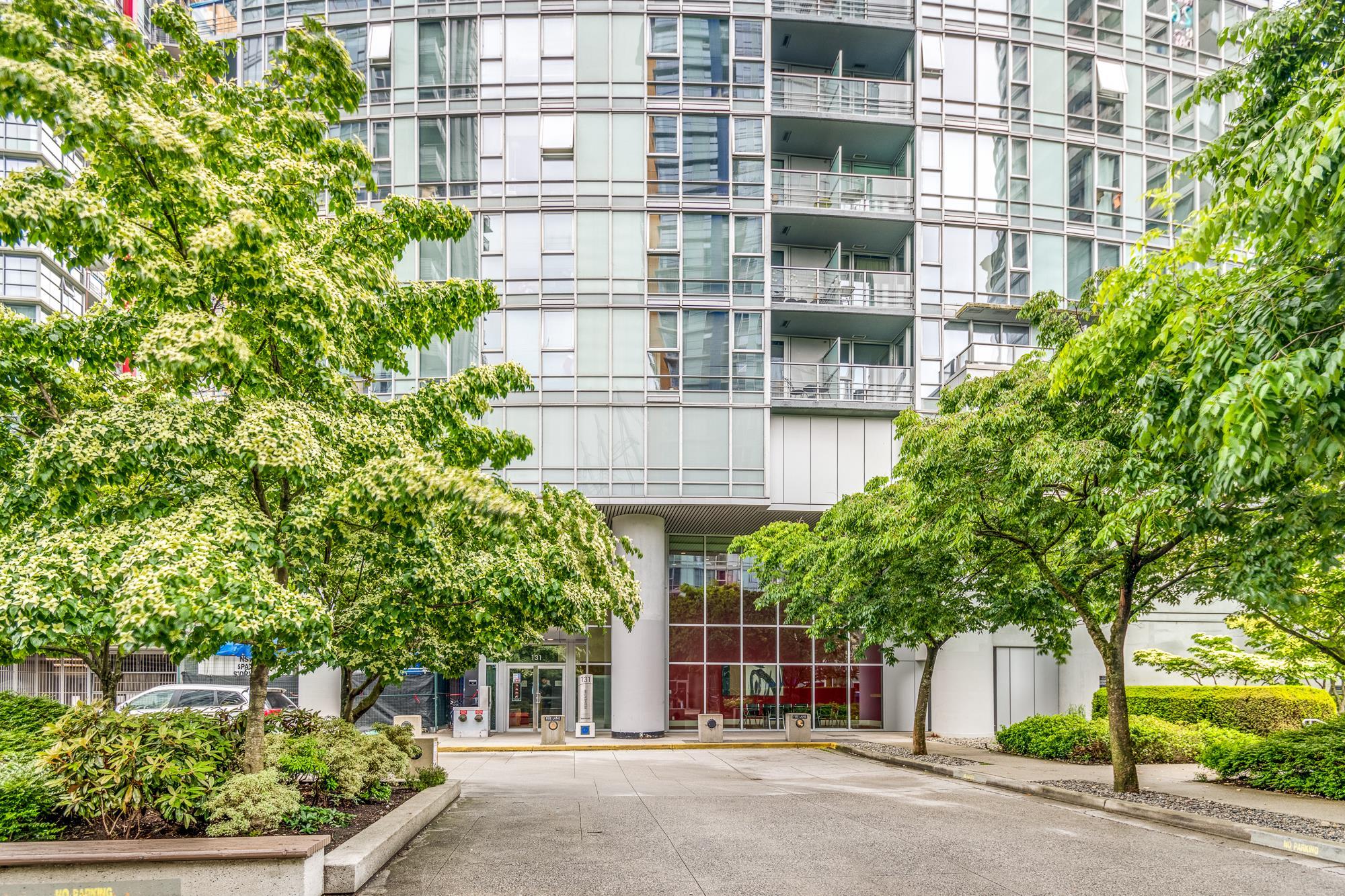 907 131 Regiment Square, Vancouver, Downtown VW, V6B 1X6 0