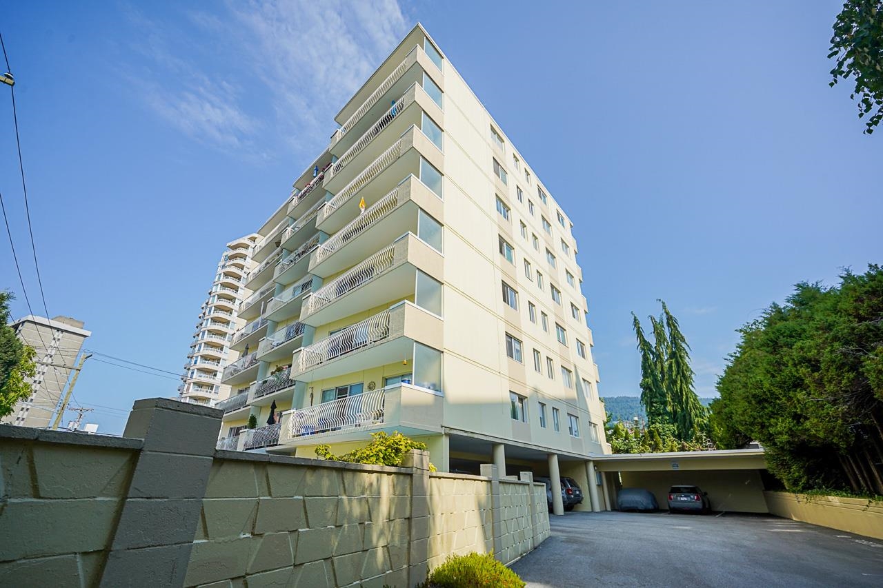 105 2187 Bellevue Avenue, West Vancouver, Dundarave, V7V 1C2 2