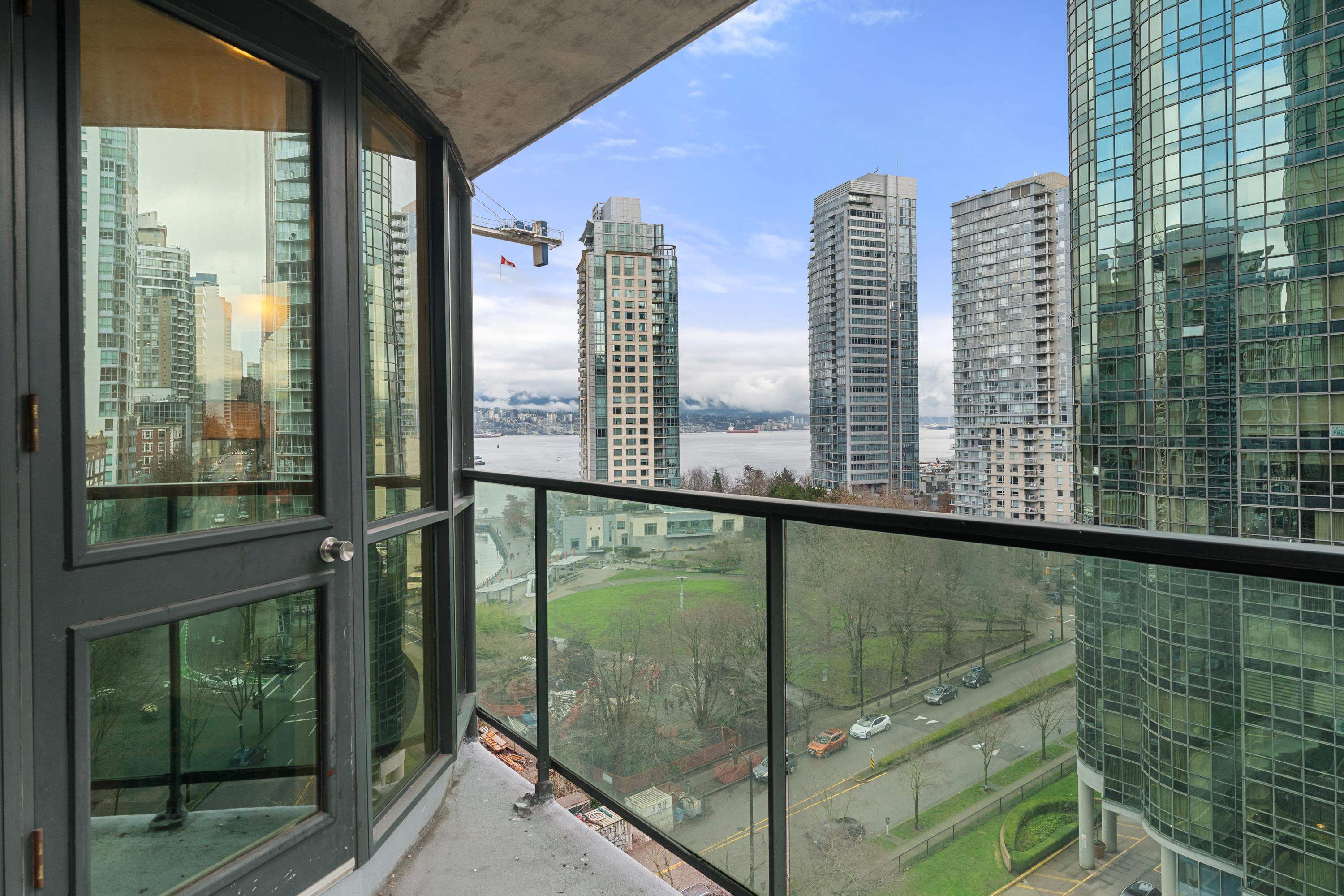 1006 588 Broughton Street, Vancouver, Coal Harbour, V6G 3E3 3