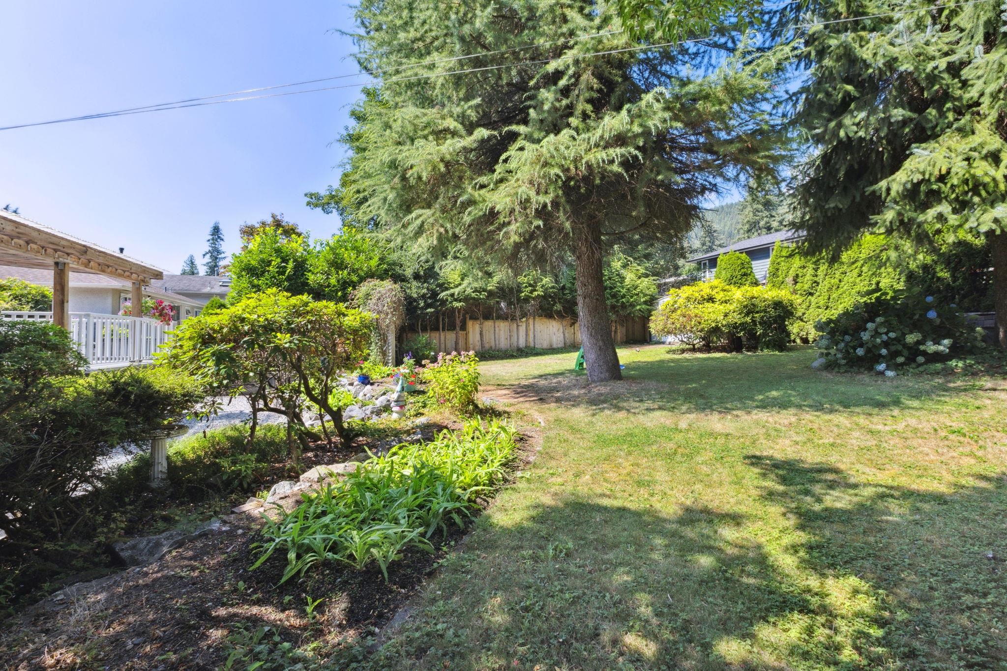 1498 Doran Road, North Vancouver, Lynn Valley, V7K 1N2 30