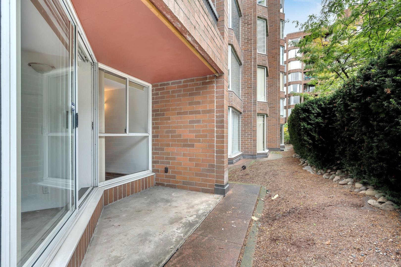 217 1330 Burrard Street, Vancouver, Downtown VW, V6Z 2B8 10