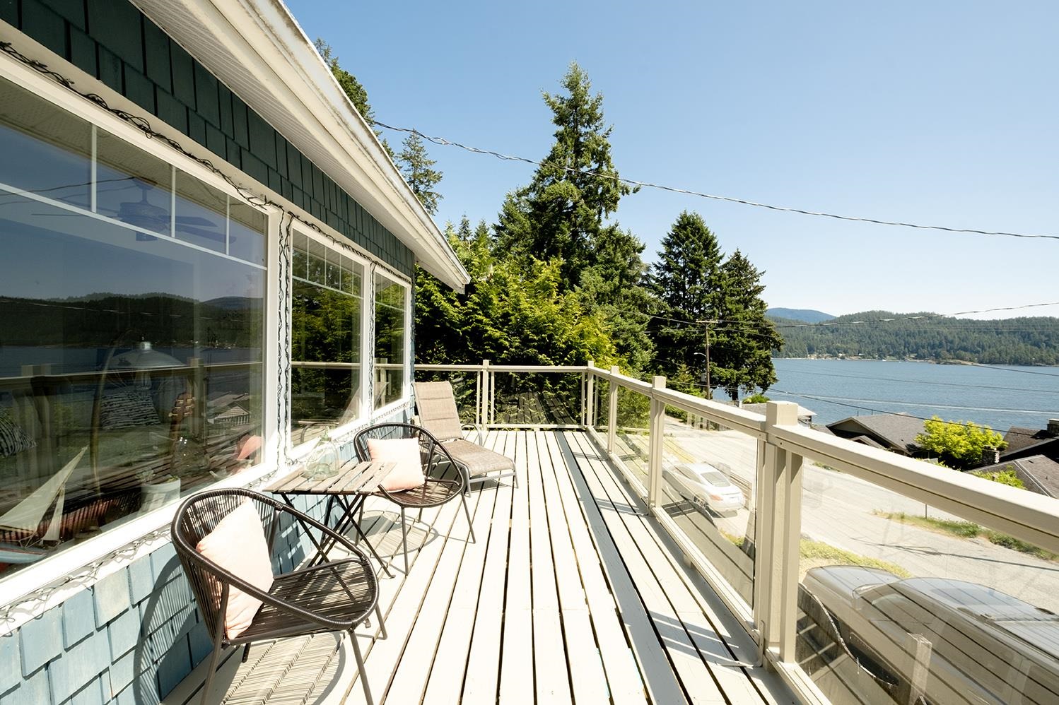 446 Central Avenue, Gibsons, Gibsons & Area, V0N 1V1 3