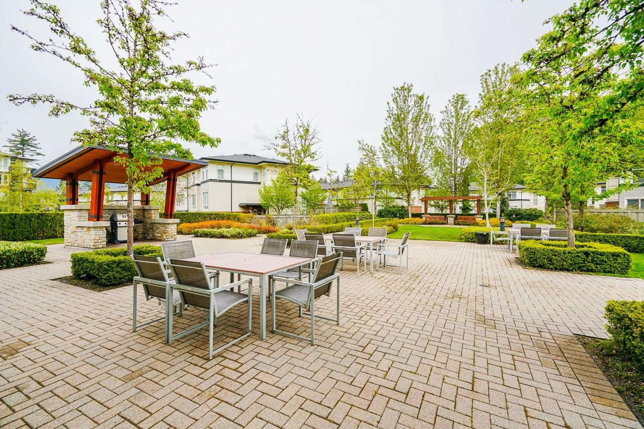 318 3107 Windsor Gate, Coquitlam, New Horizons, V3B 0L1 32