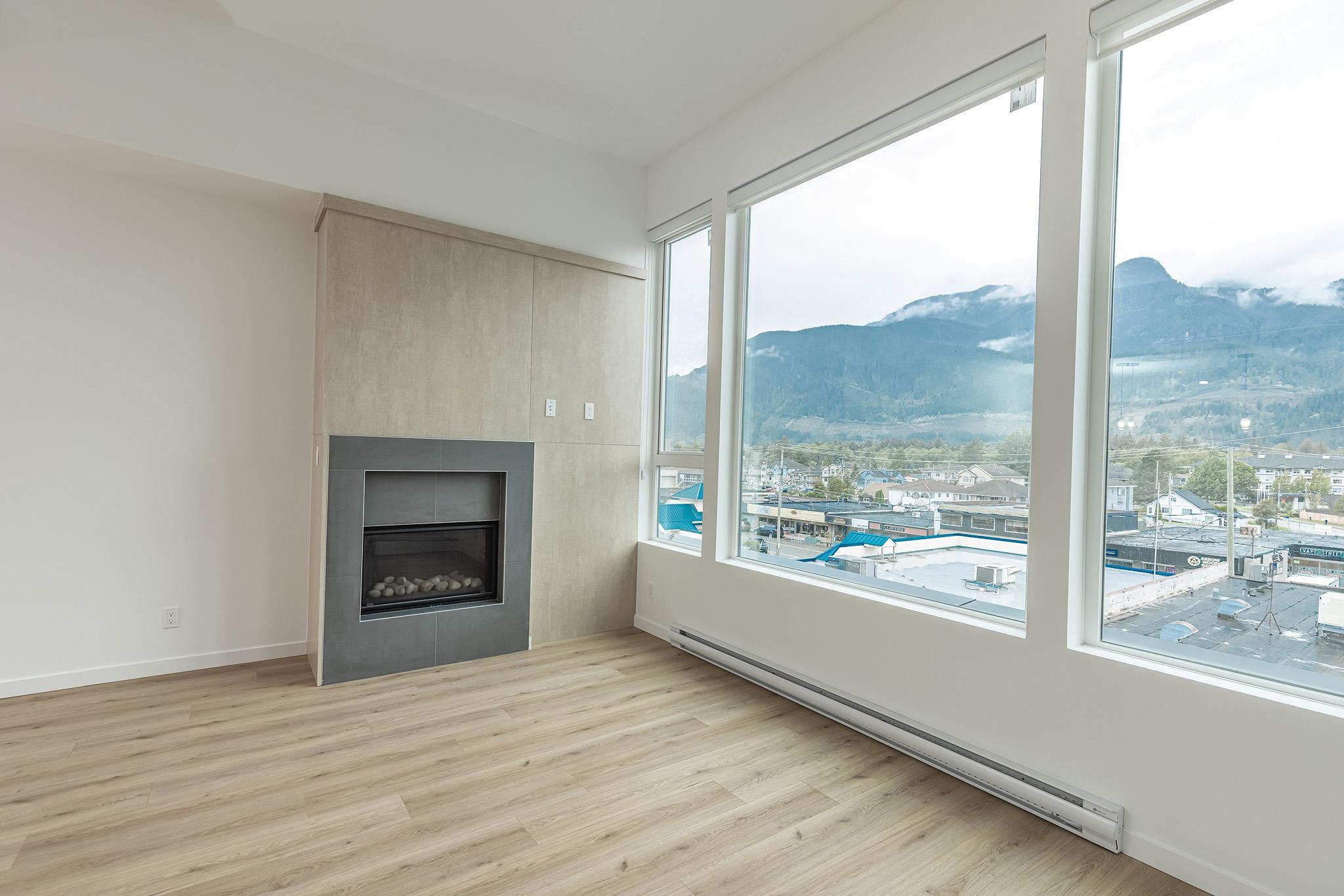 401 38165 Cleveland Avenue, Squamish, Downtown SQ, V8B 0P1 8