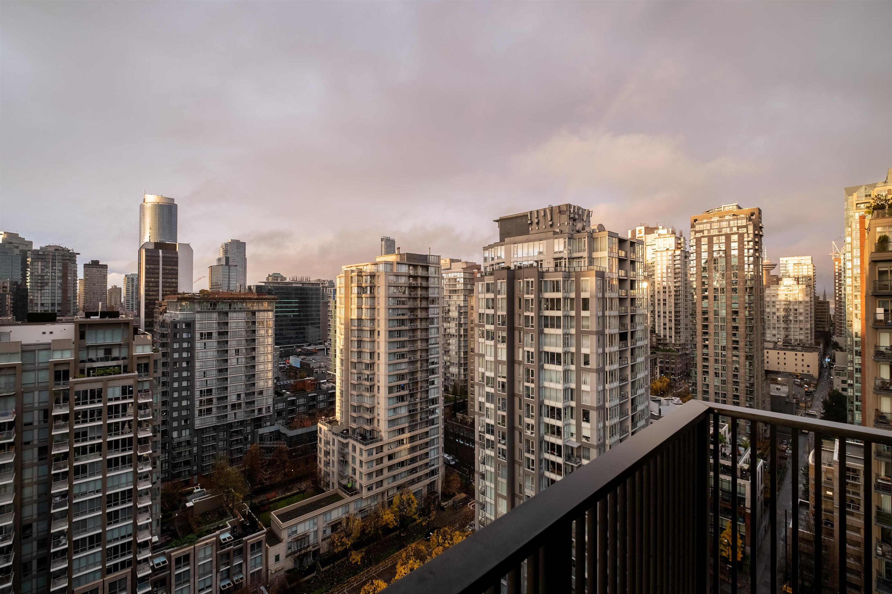 2204 1055 Homer Street, Vancouver, Yaletown, V6B 1G3 19