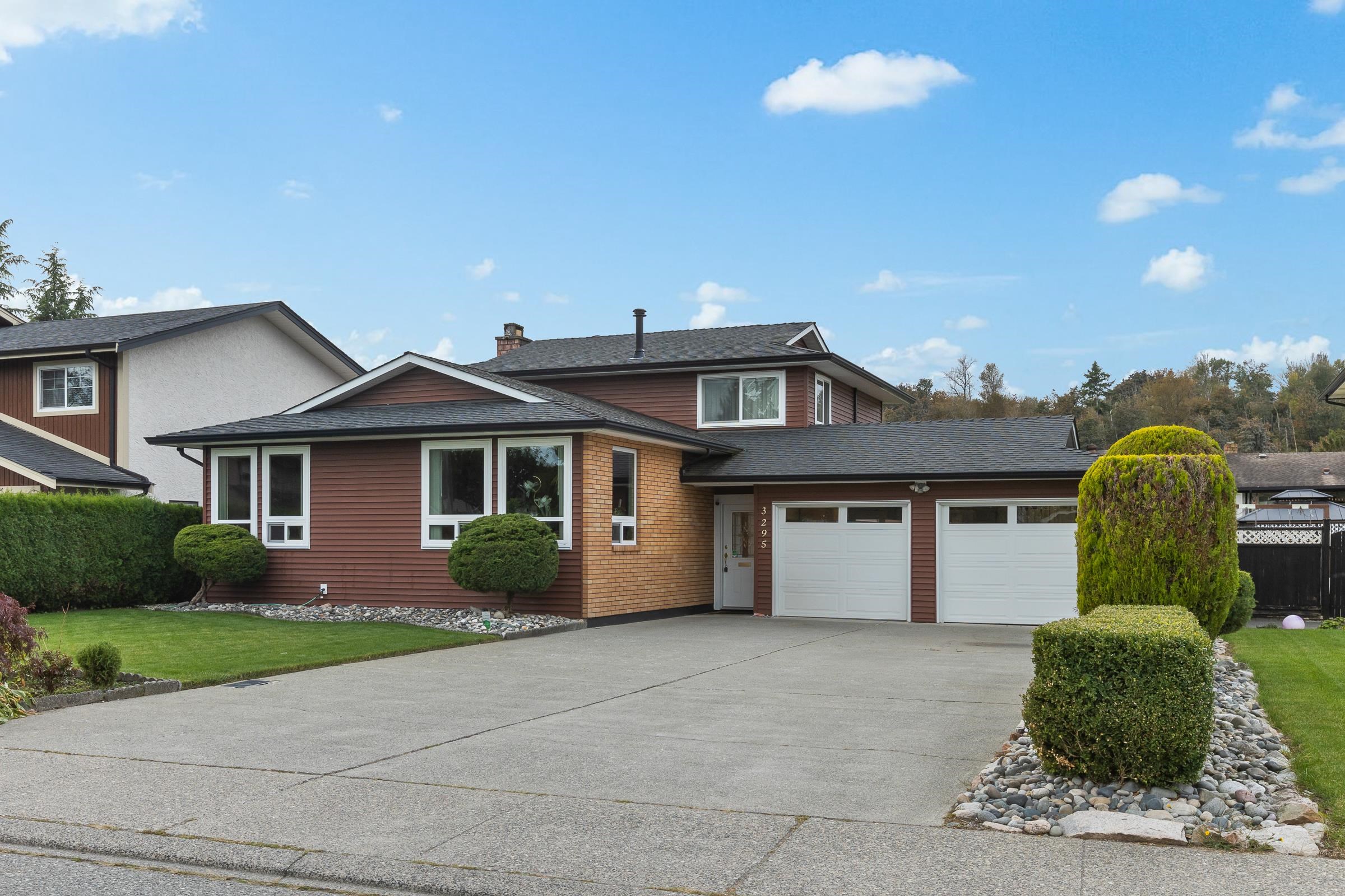 3295 Saturna Crescent, Abbotsford, Abbotsford West, V2T 4R9 5